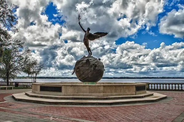 Riverside Avondale Memorial Park