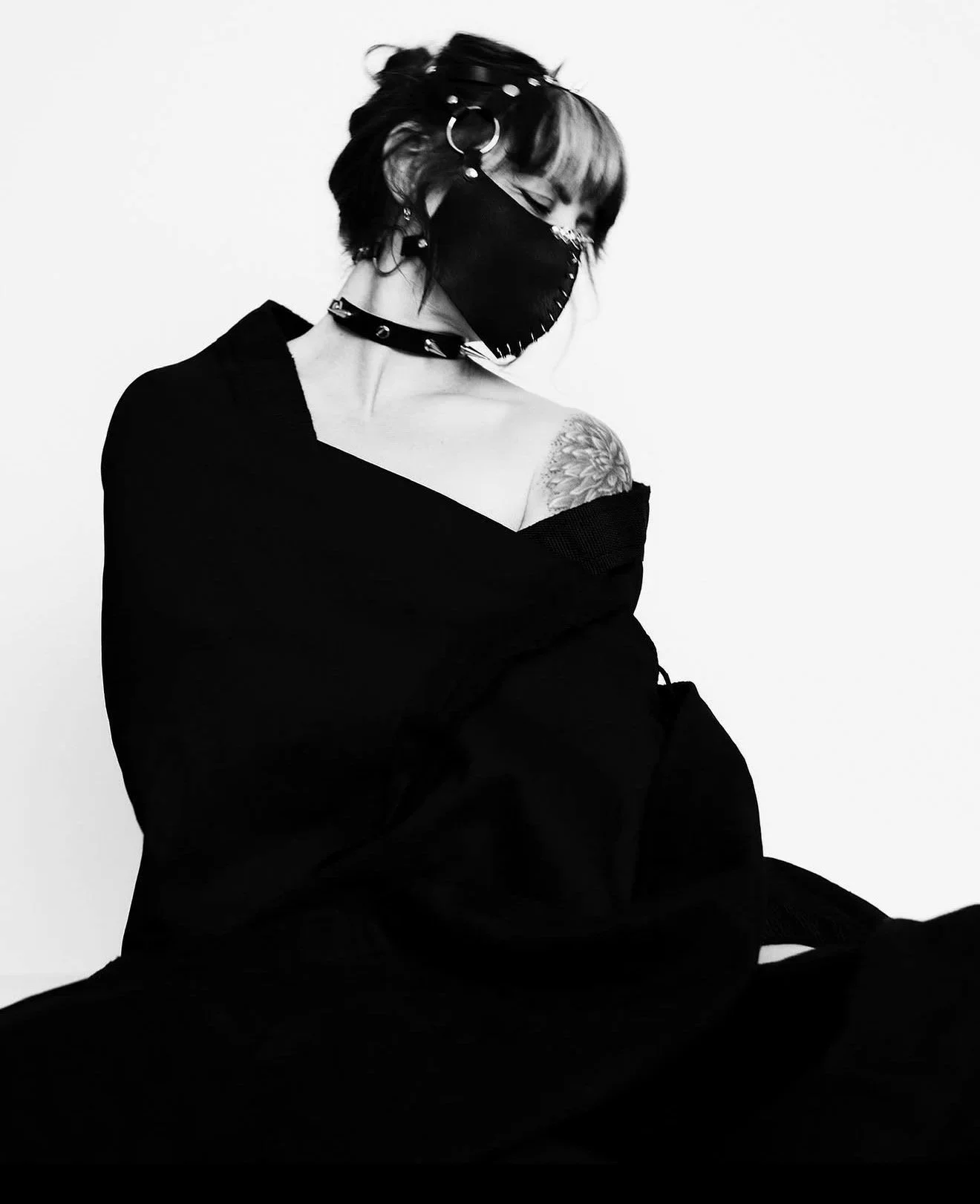 Model: Kitt | Photographer: Exinhalation
