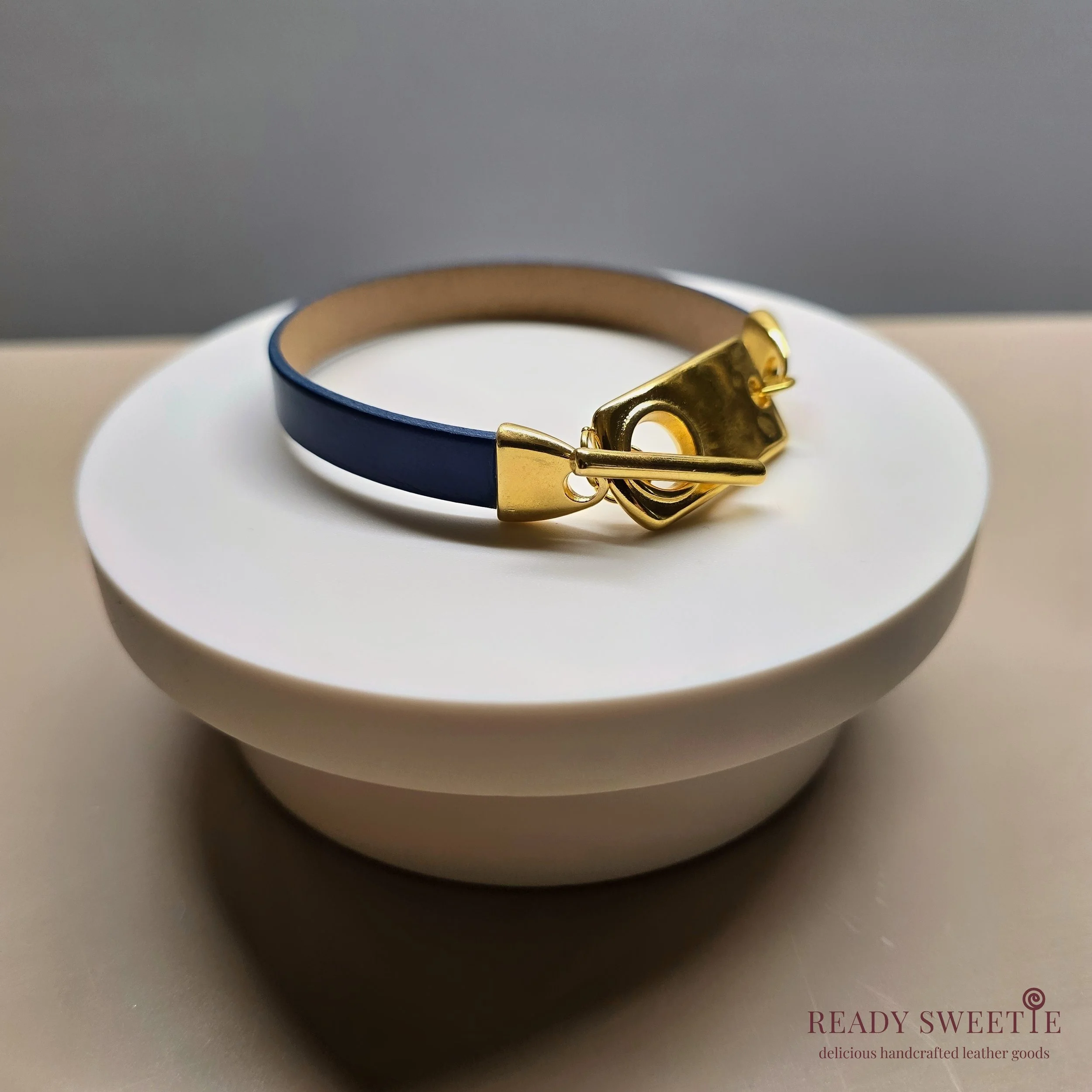 Single 10mm Leather Bracelet, Medium Blue with Gold Toggle, Size XL