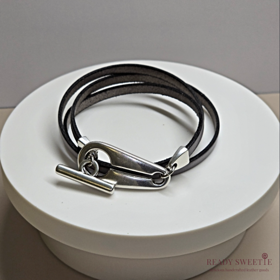 Grey Triple Wrap 5mm Leather Bracelet, Silver Toggle, Size M