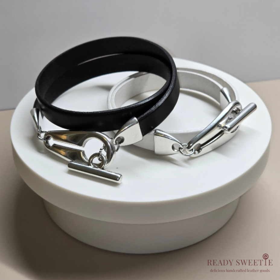 White Double Wrap 10mm Leather Bracelet, Silver Toggle, Size M