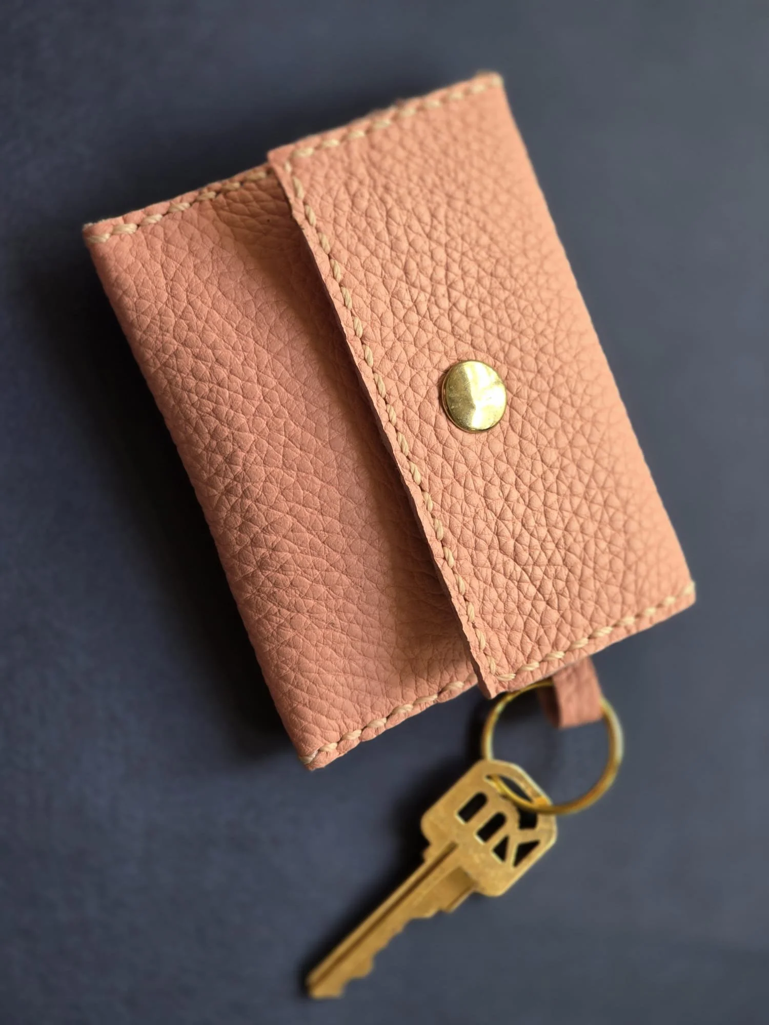 The Sweet Case — Handmade Leather Glucose Wallet