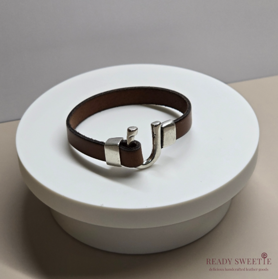 Single 10mm Leather Bracelet, Tan with Silver Hook Closure, Size XS