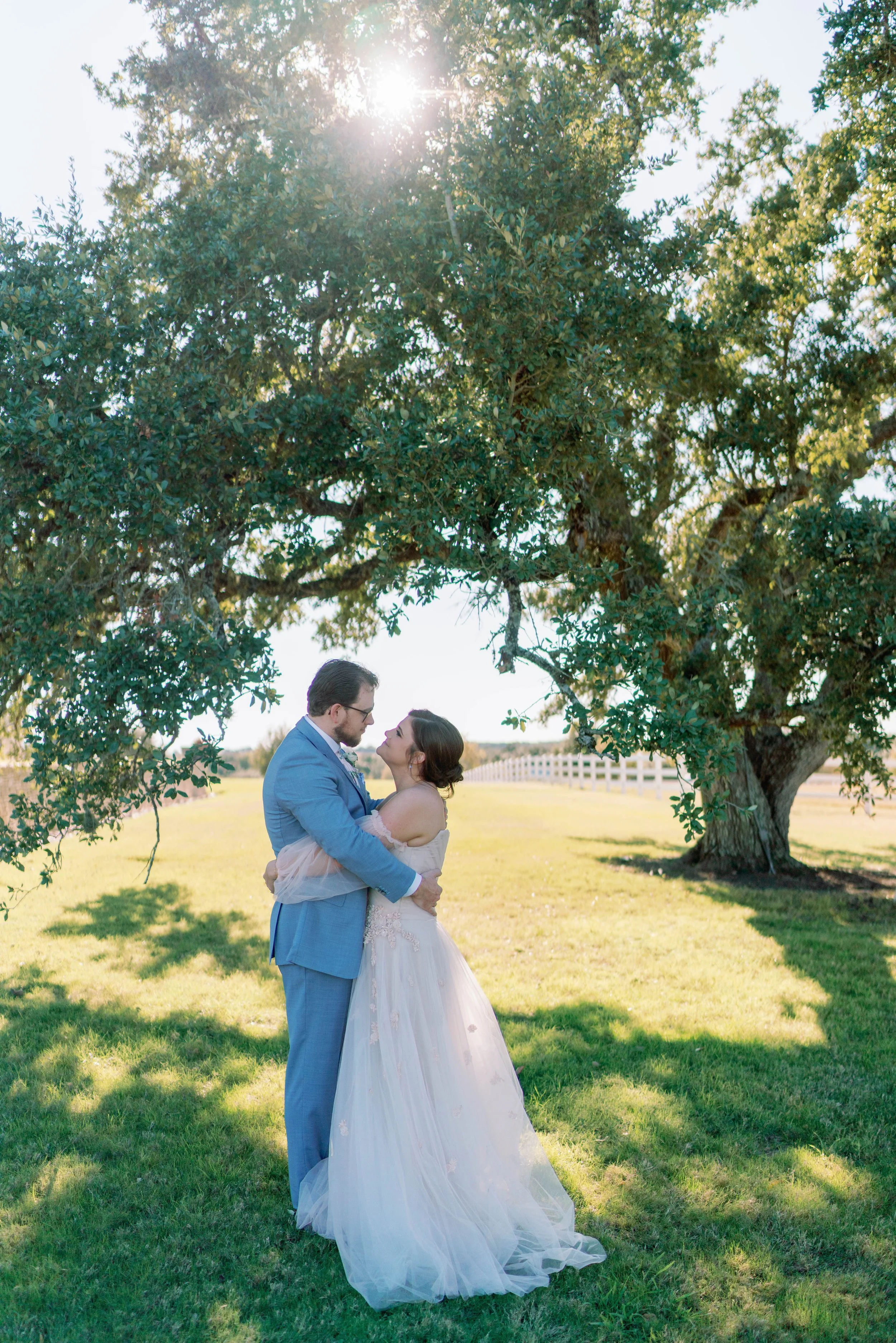 Romantic Round Top Wedding