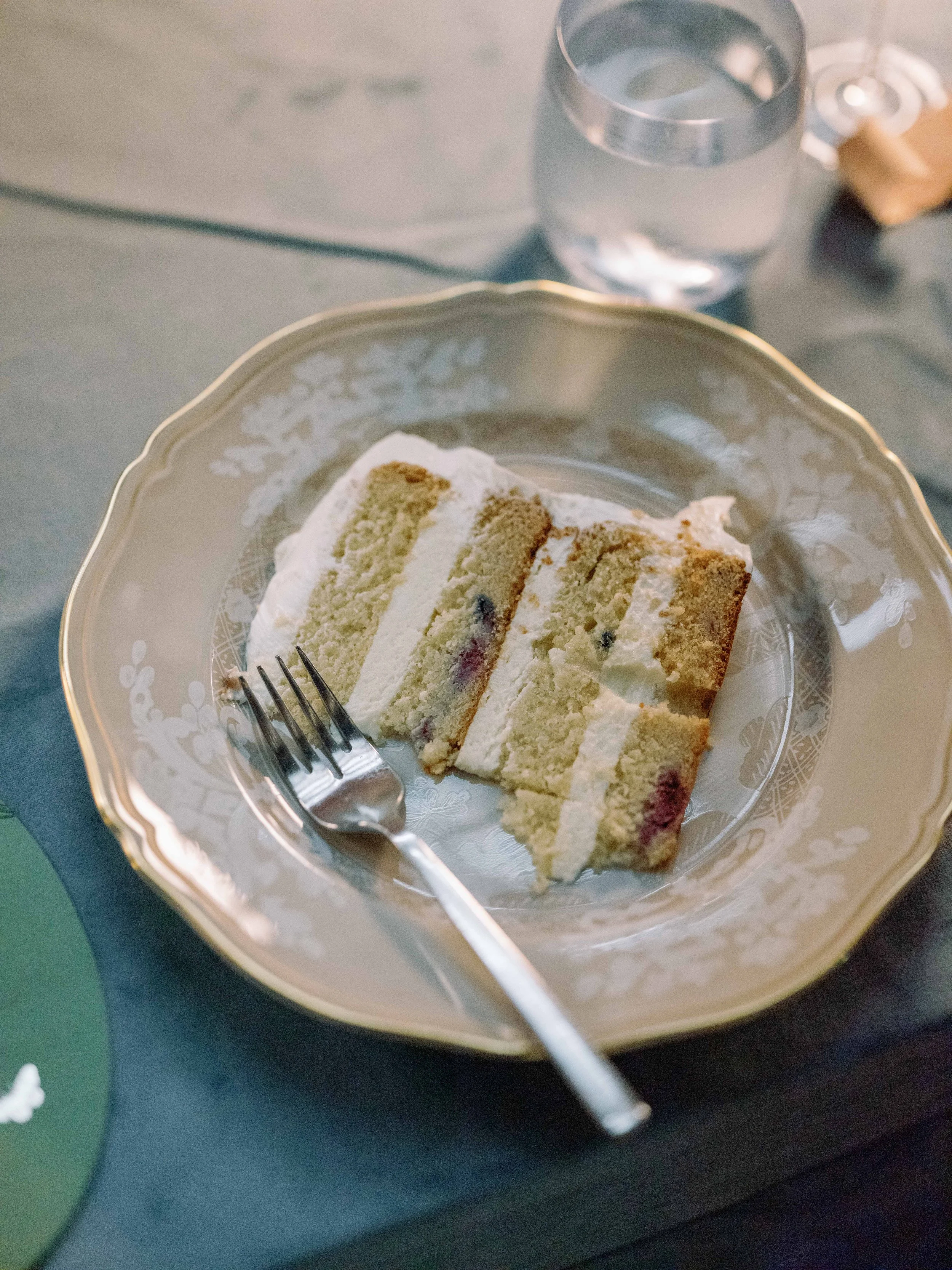112225_Brittany and Crit_Reception-77.jpg
