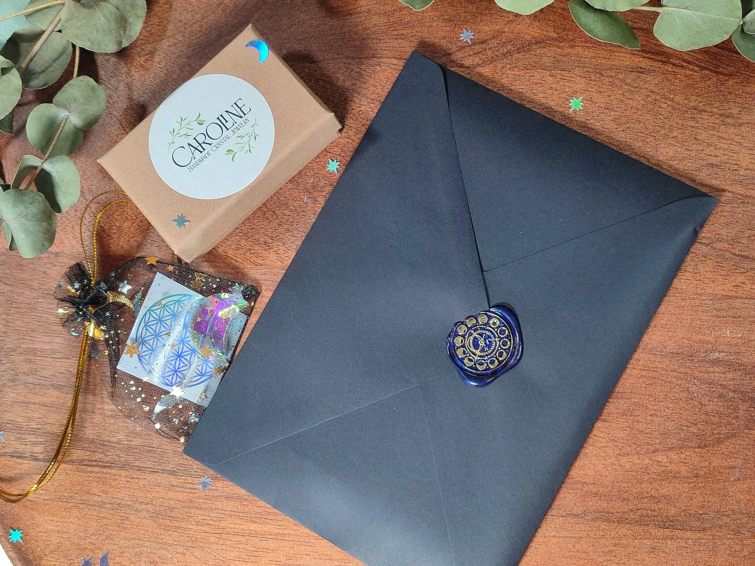 Liebevoll verpacktes Geburtshoroskop Schmuckset als besonderes Geschenk
