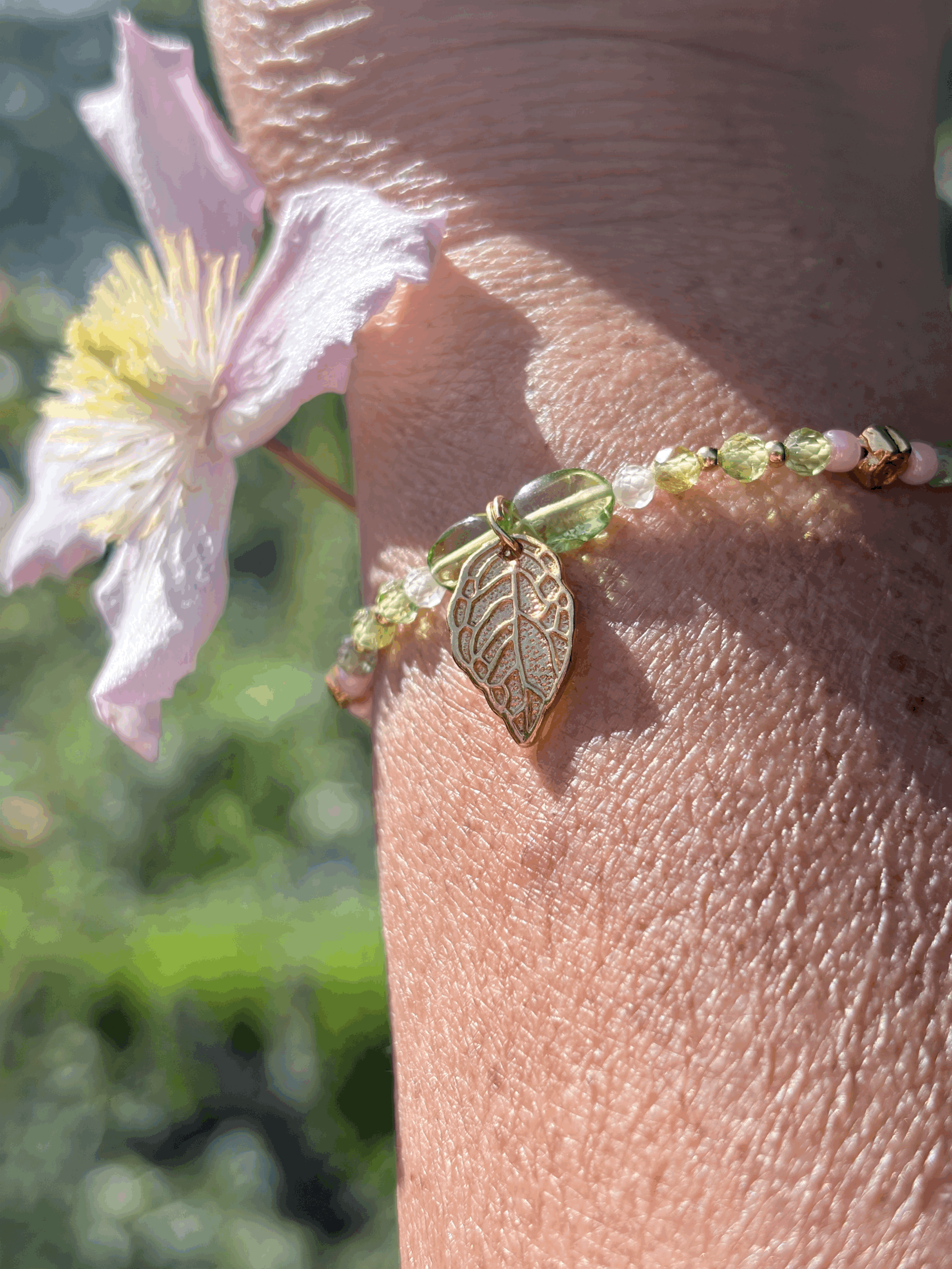 Roselya  – Blüte des verwunschenen Gartens