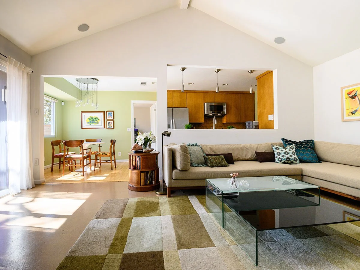 Balcones Woods - Living.jpg