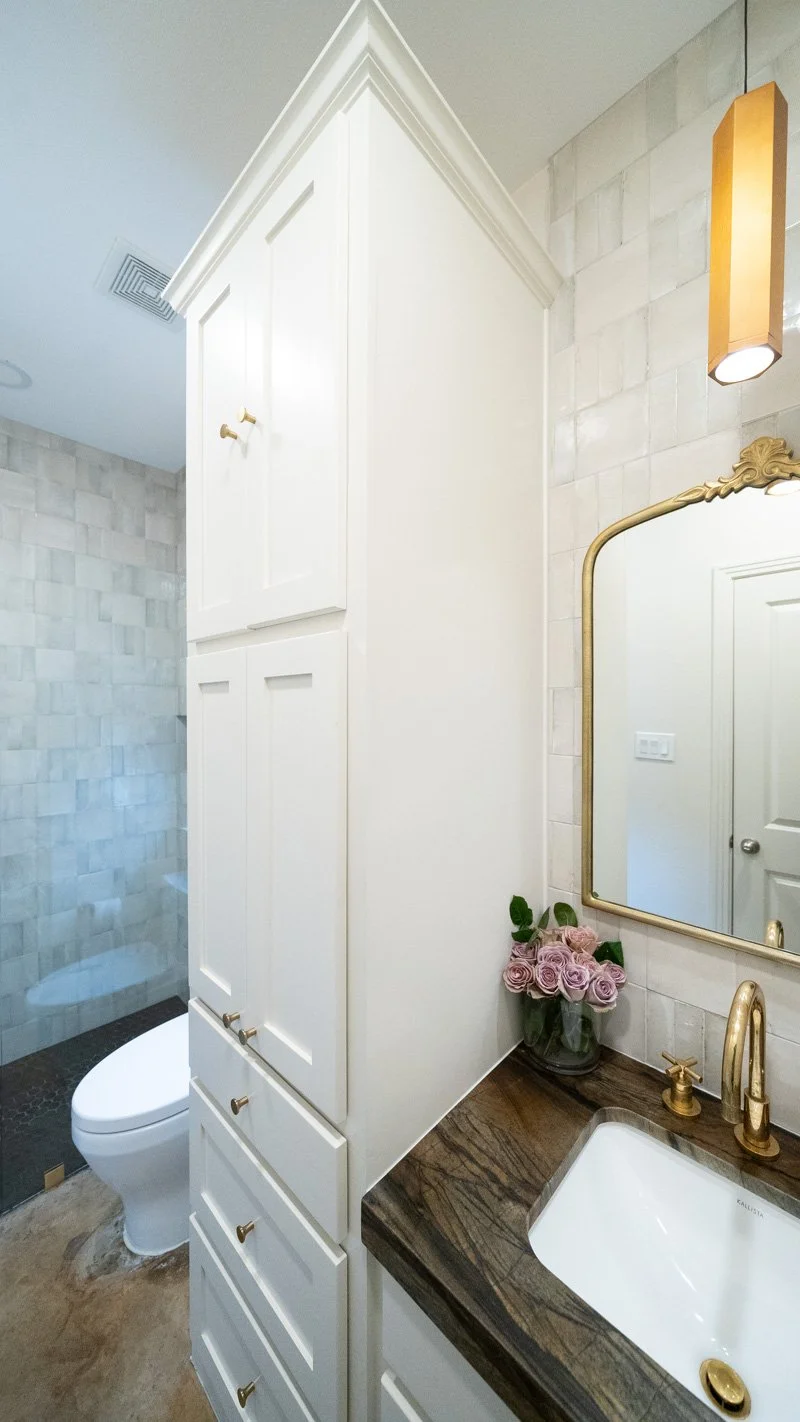 Jewel St - Light Bathroom 2.jpg