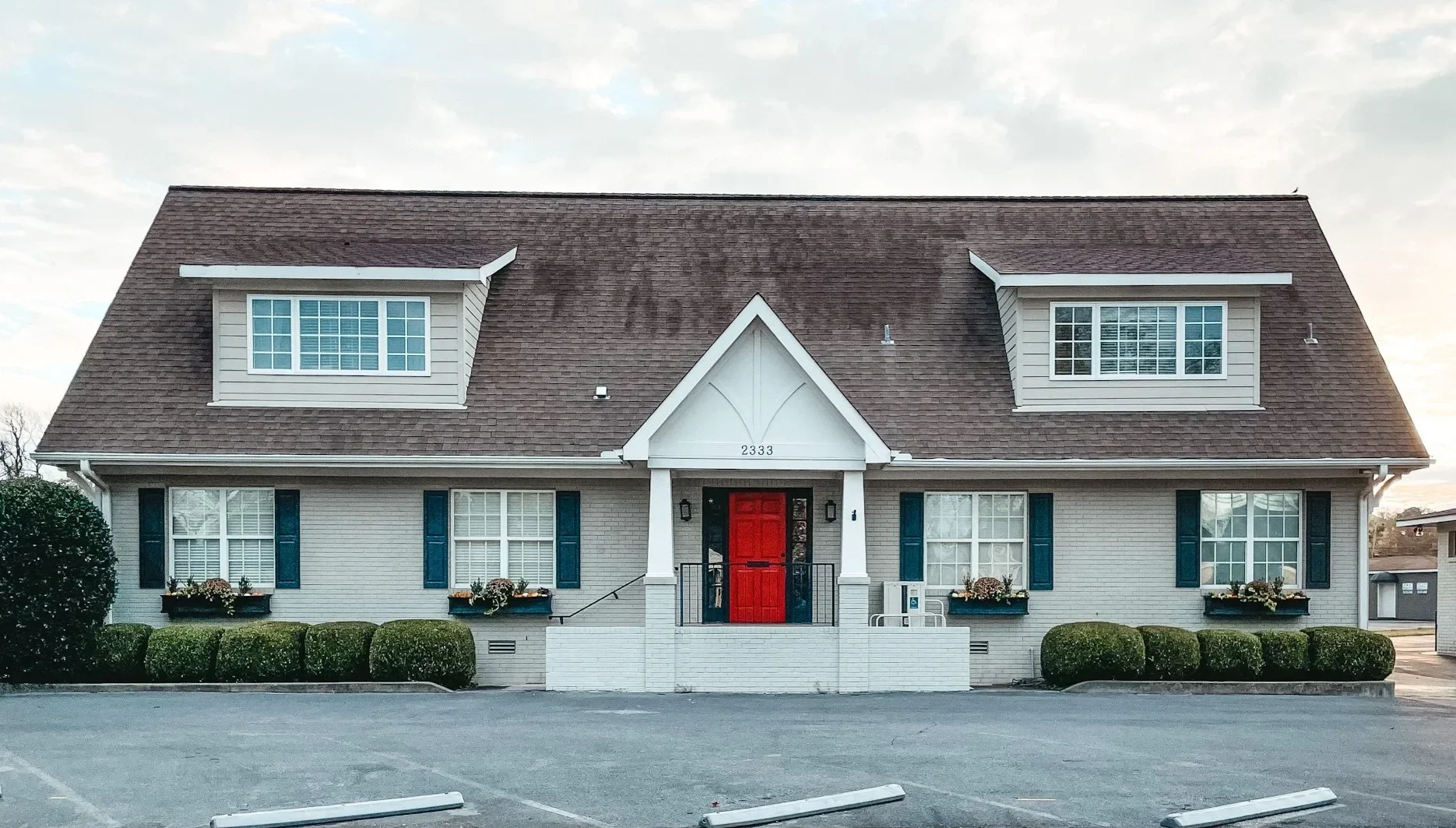 Inviting Dental Office at Perkins Dentistry in Huntsville, AL