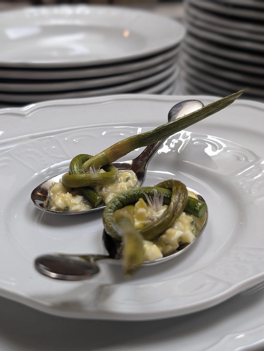 The Amuse Bouche starts the meal and features seasonal, local, and organic products from farms.