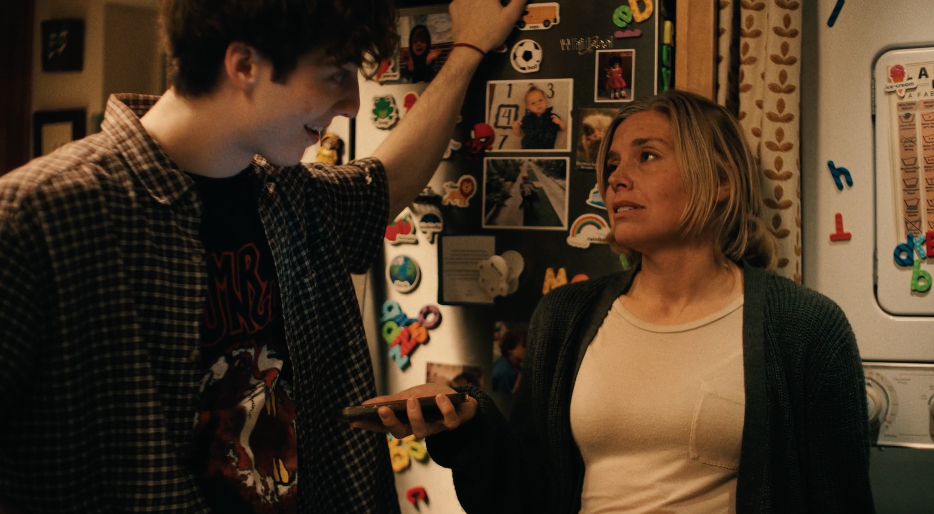 José Manuel Sarmiento (Christopher) and Rhiannon Hansen (Brunie)