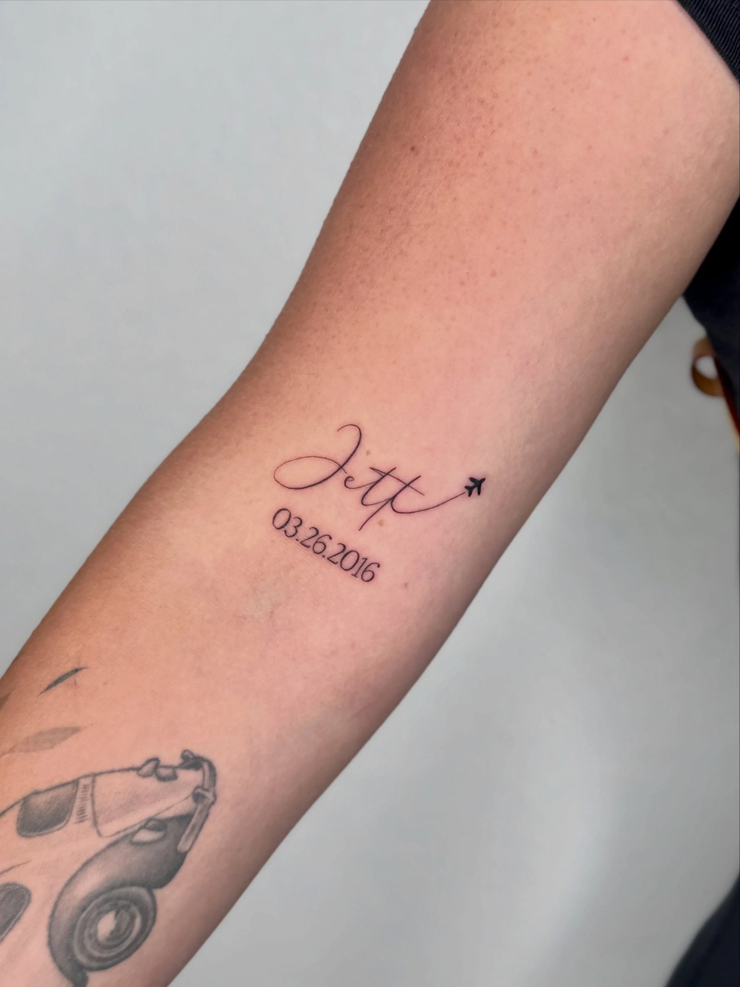 Some little cuties from the archive 🔐

.
.
.
#finelinetattoos #friendtattoos #orangecountytattooartist #delicatetattoo #womantattoo privatestudio missionviejo treatyourself womantattooartist alisoviejo privatetattoostudio singleneedletattoo