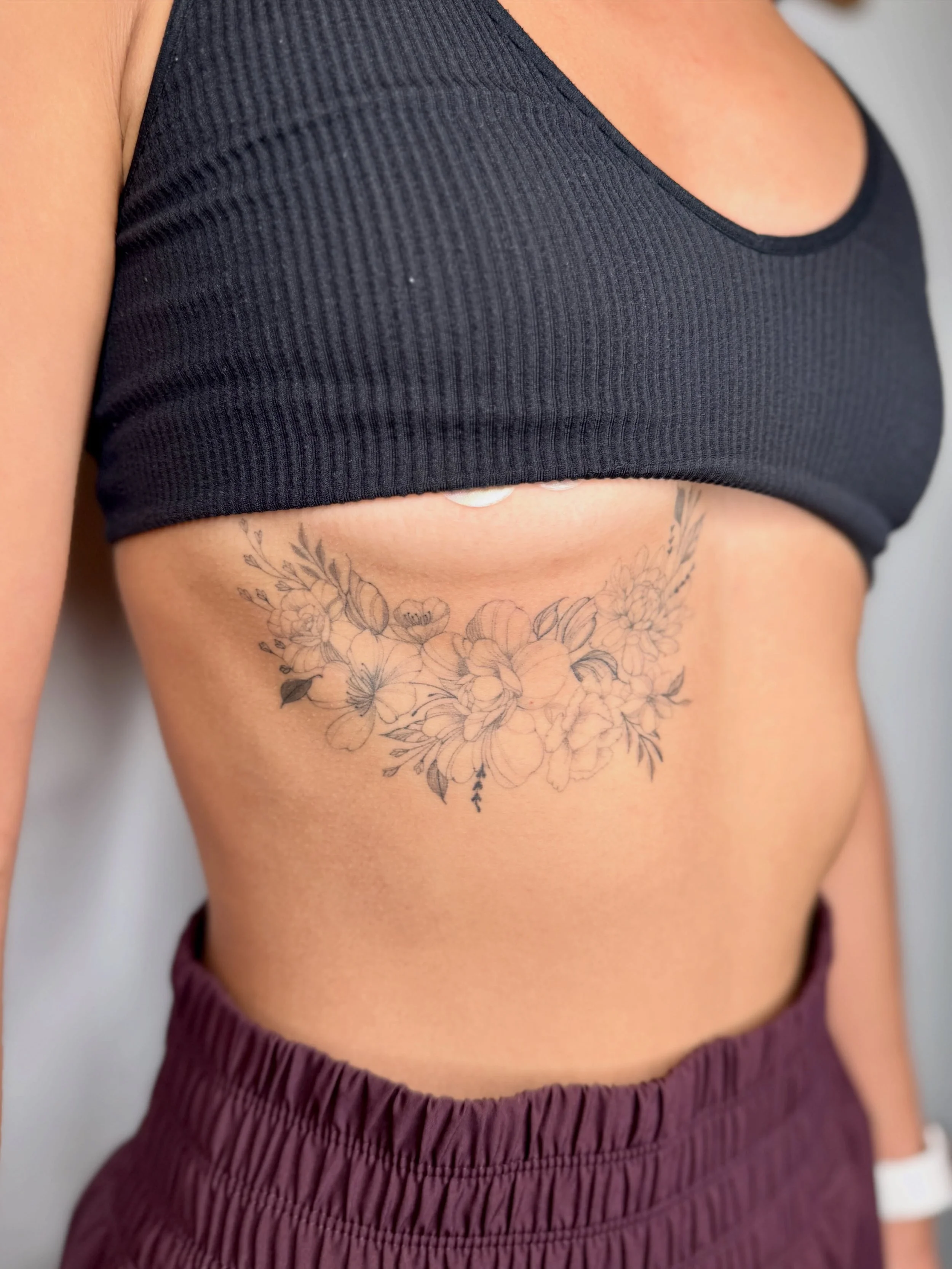 some recent H E A L E D work 🌿
because healed work is the bread &amp; butter of what you should be looking at when choosing your tattoo artist 🤎
.
.
.
.
#finelinetattoo #healedtattoo #healedfinelinetattoo #orangecountytattooartist #missionviejo 🌿