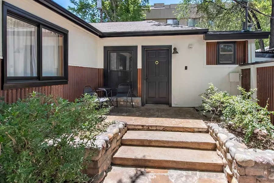 High West Spa House accommodations near downtown Glenwood Springs attractions