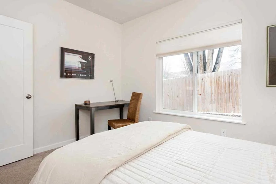 Guest bedroom in a two-bedroom vacation rental near Glenwood Hot Springs