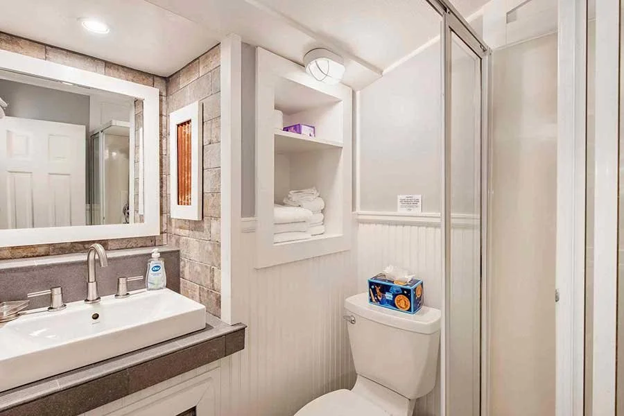Modern bathroom with contemporary finishes at High West Spa House