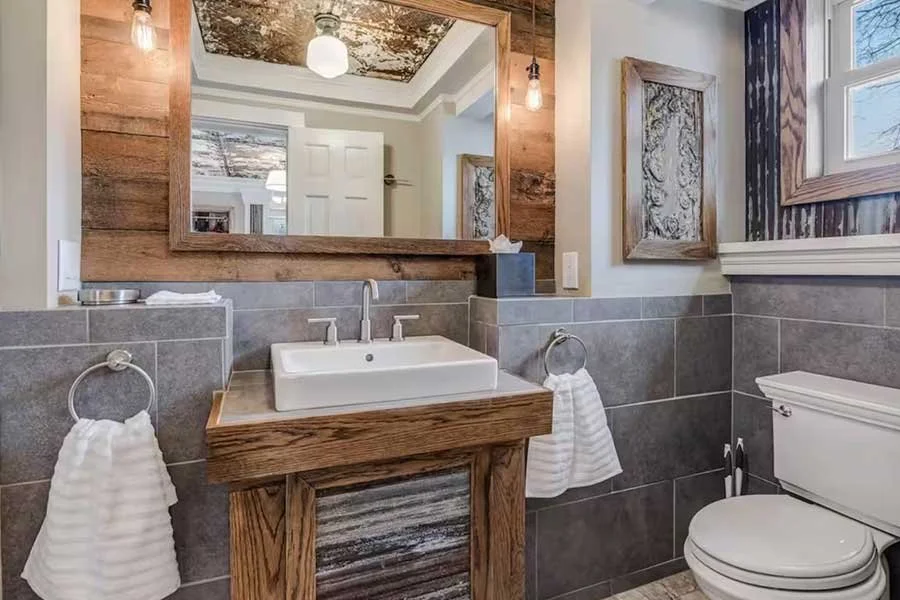 Modern bathroom with contemporary finishes at High West Spa House