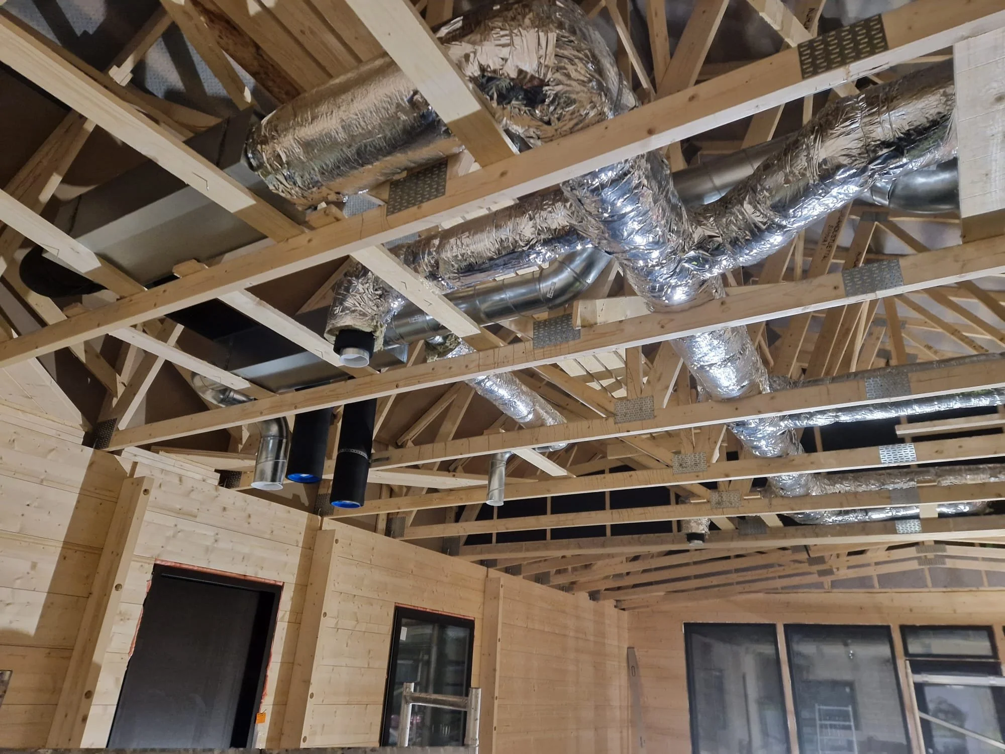 Oranssi project: slat roof