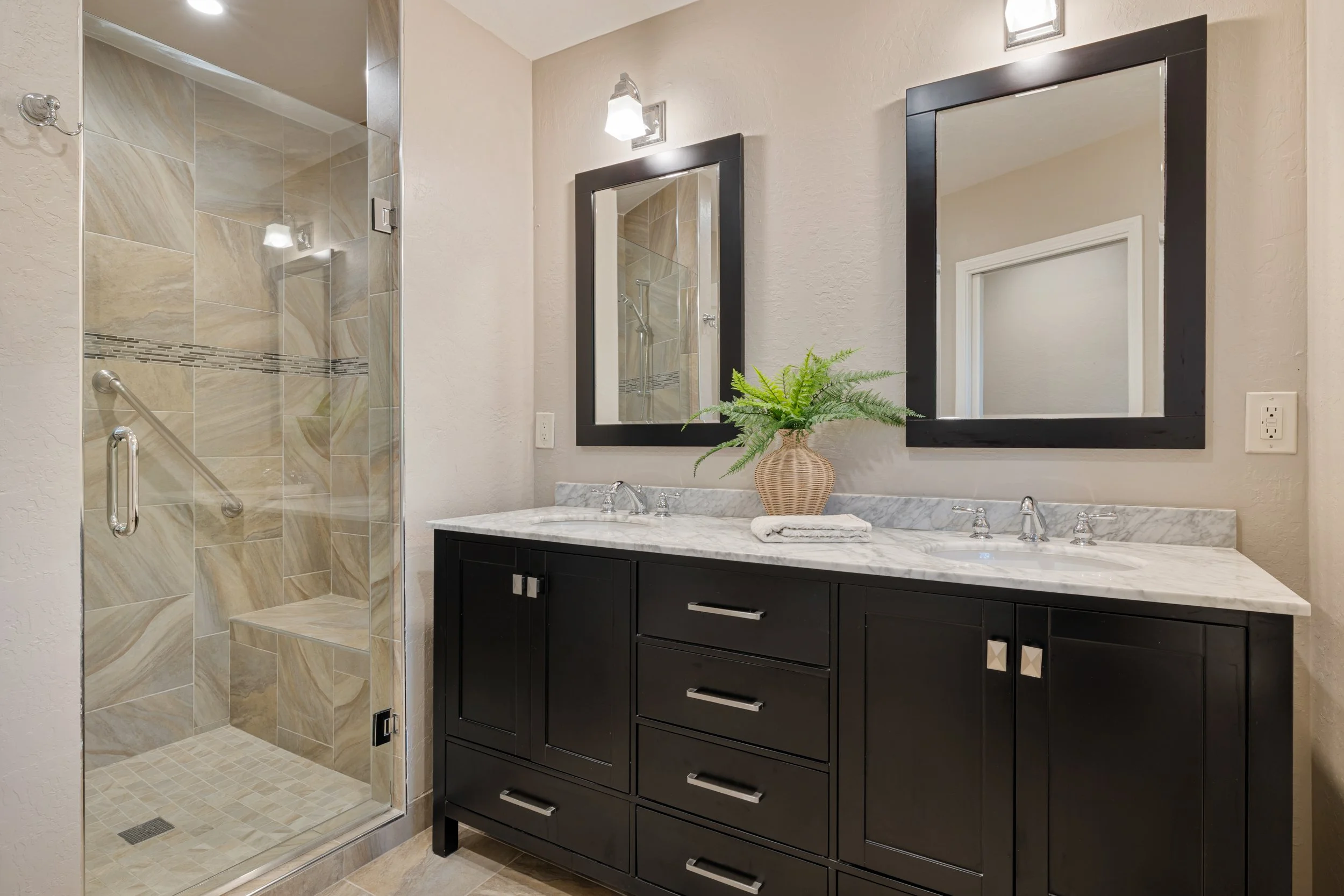 26-Crescent_Matt_Anello-27-MLS.jpg