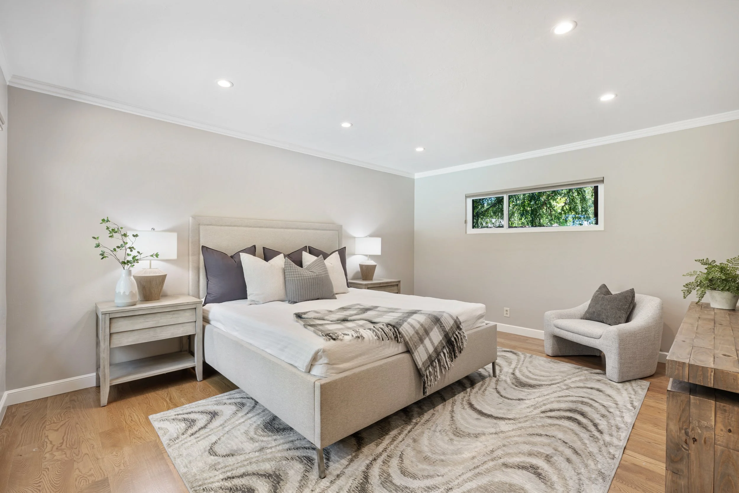 23-Crescent_Matt_Anello-24-MLS.jpg