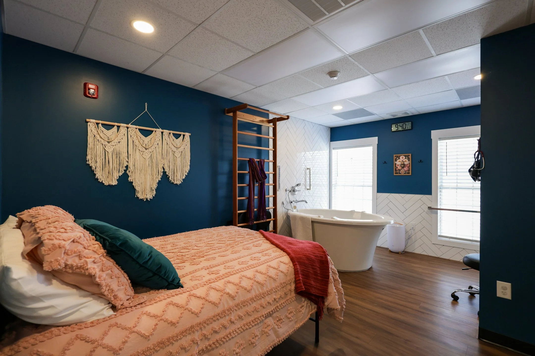 clarksville midwifery birth suite with bed in focus