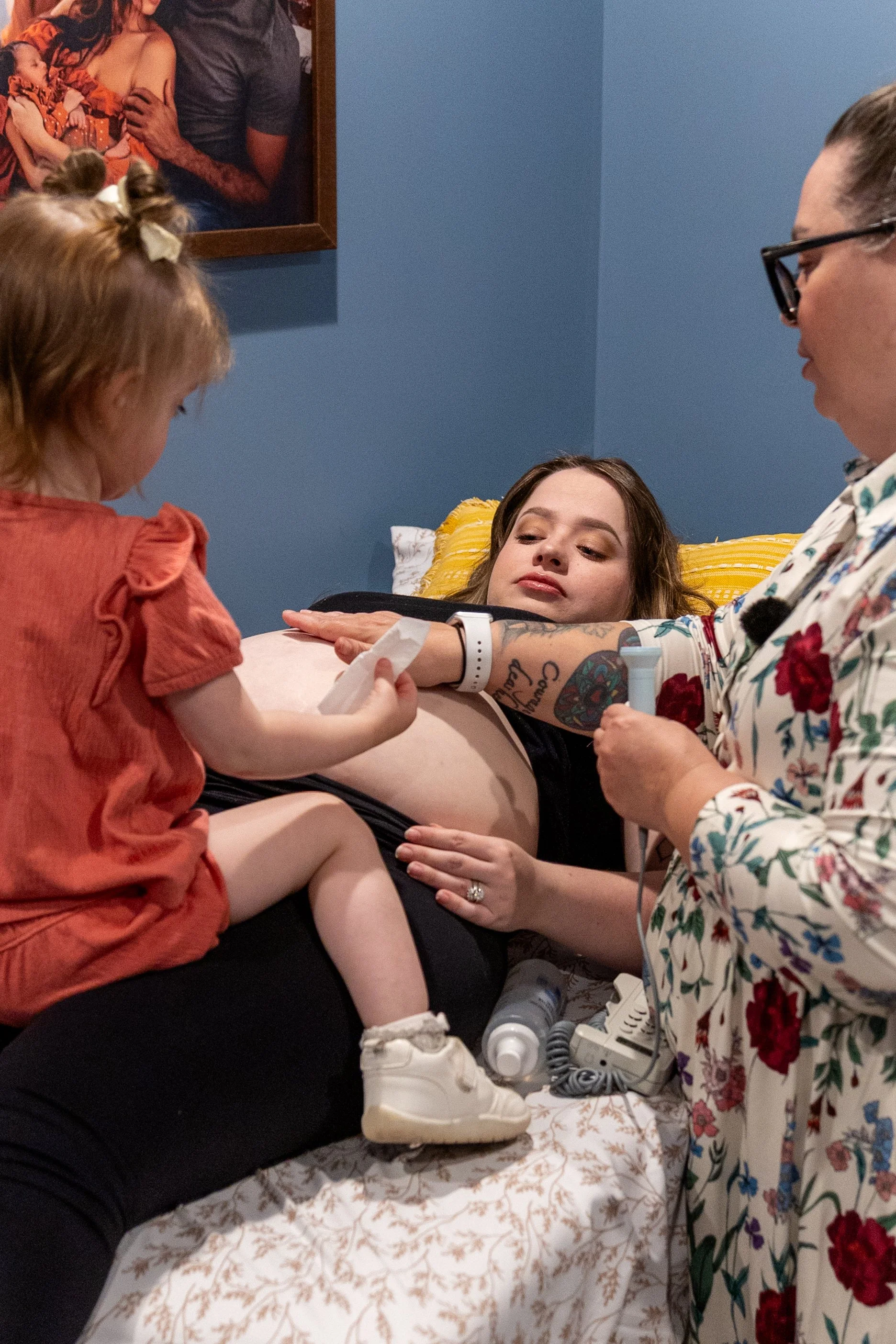 mom and child at prenatal visit together