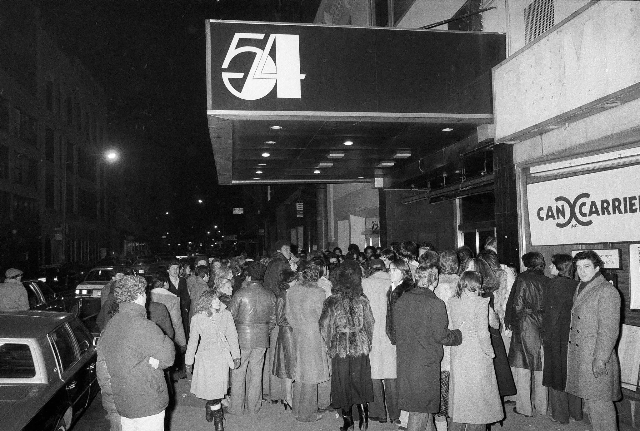 studio 54 ext.webp