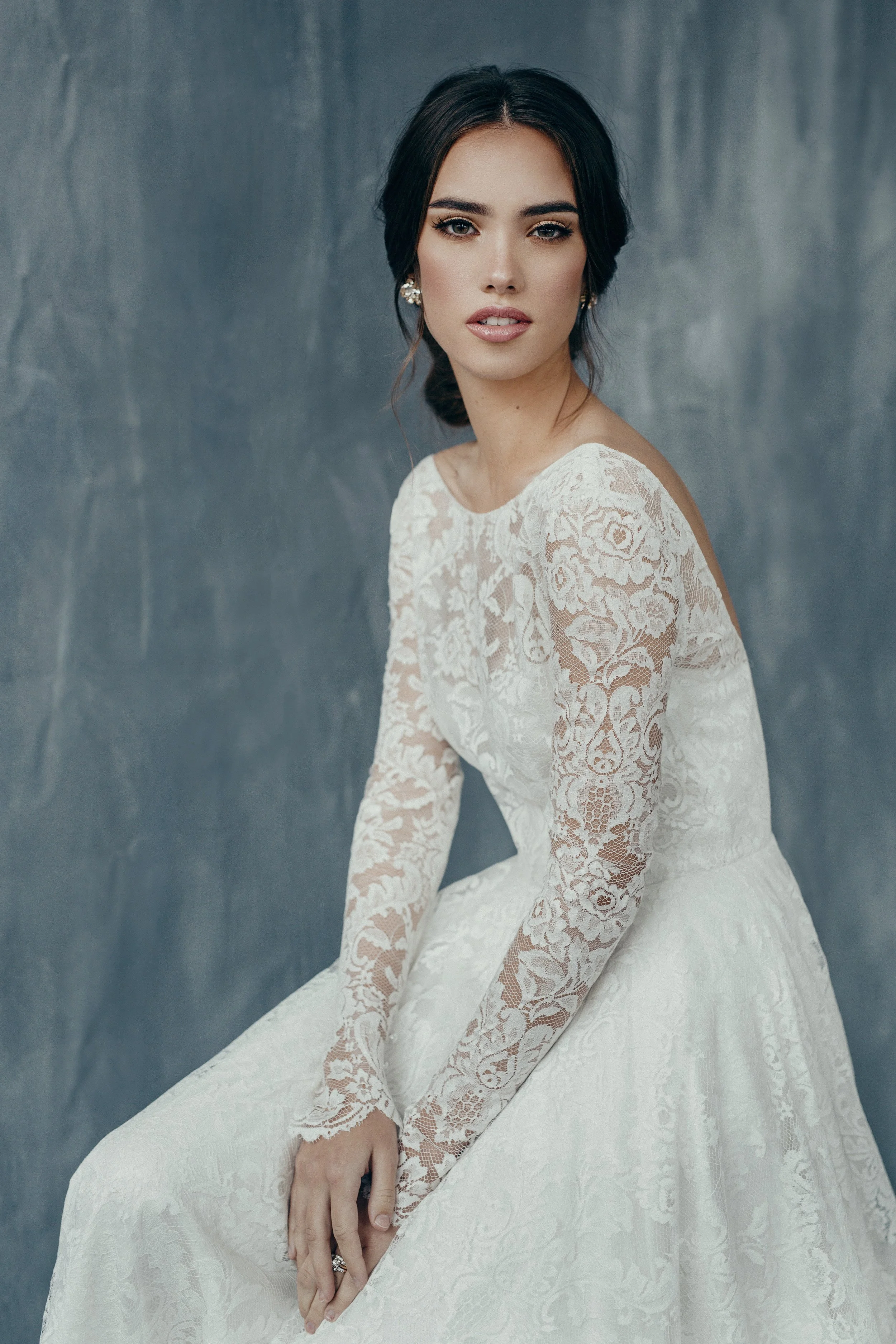 9bridallookbook 2017.jpg