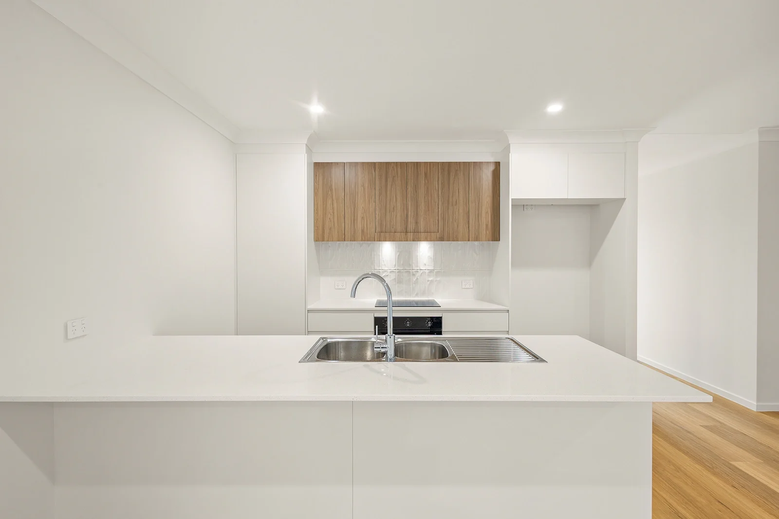38_Kensington_Dr_23.webp