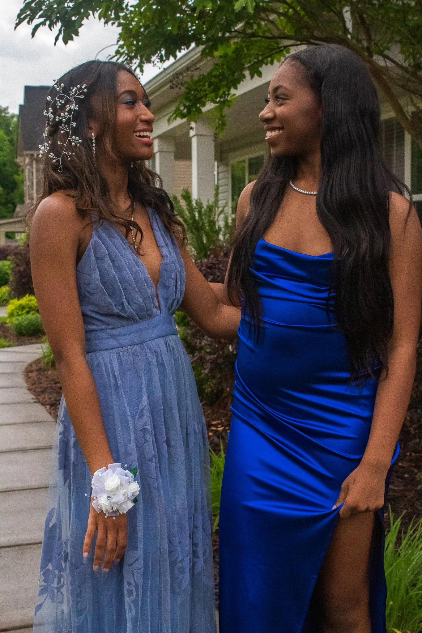 Gigi and Aliya's Prom-16.jpg