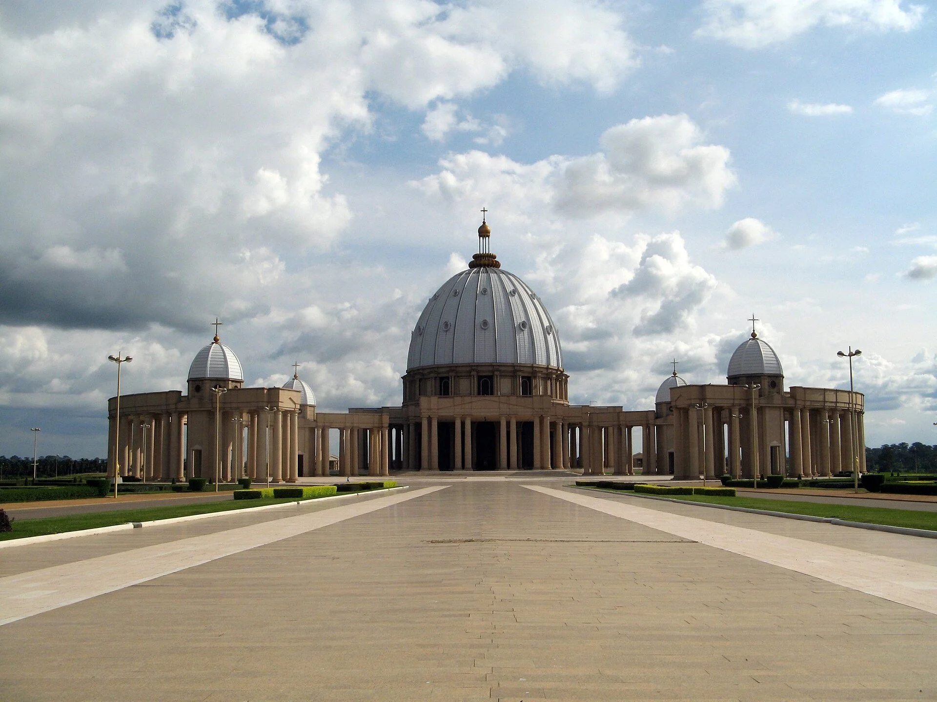 Yamoussoukro — Capital of Ivory Coast