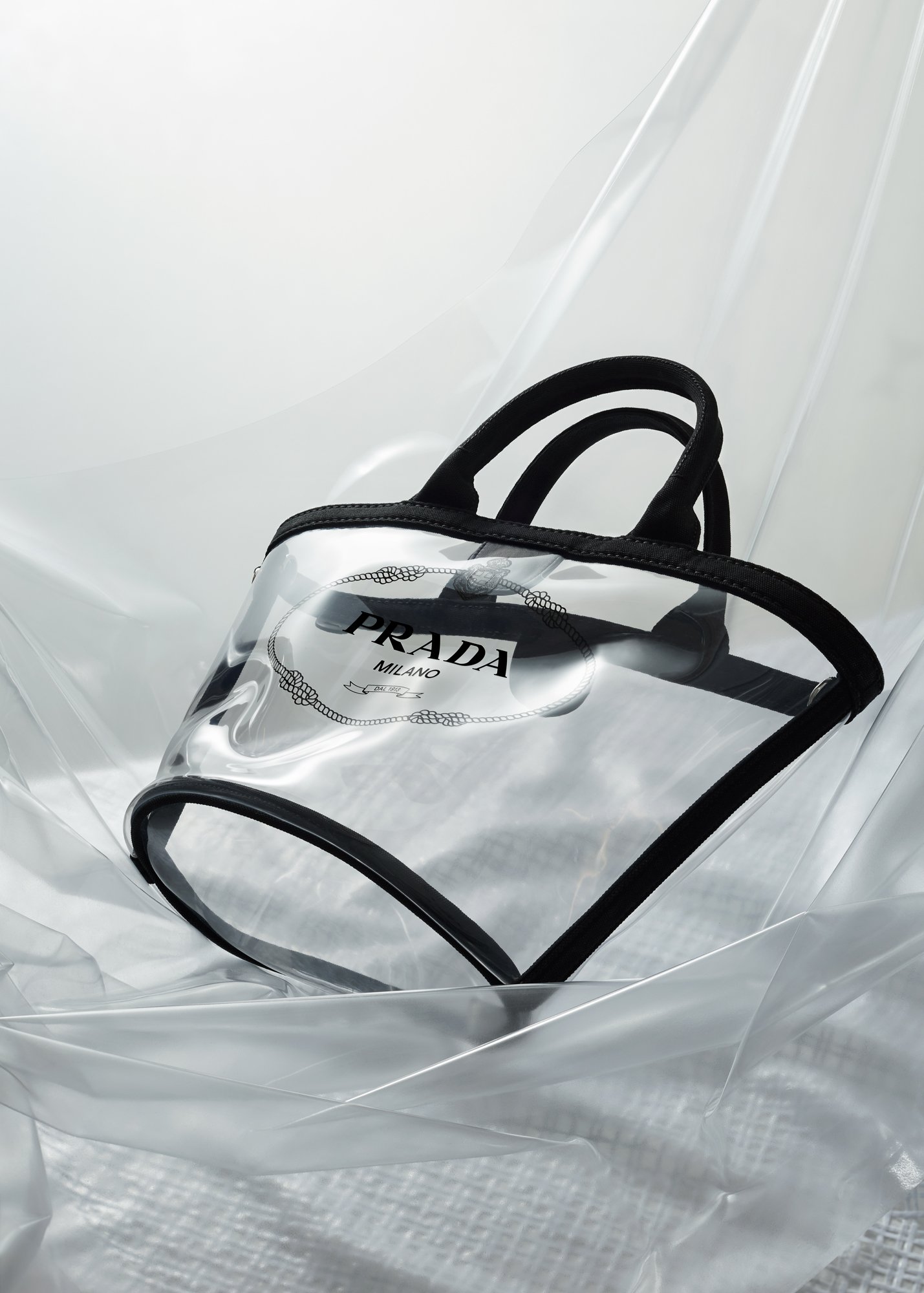 EL_LK_Bags_02_Prada_5x7.jpg