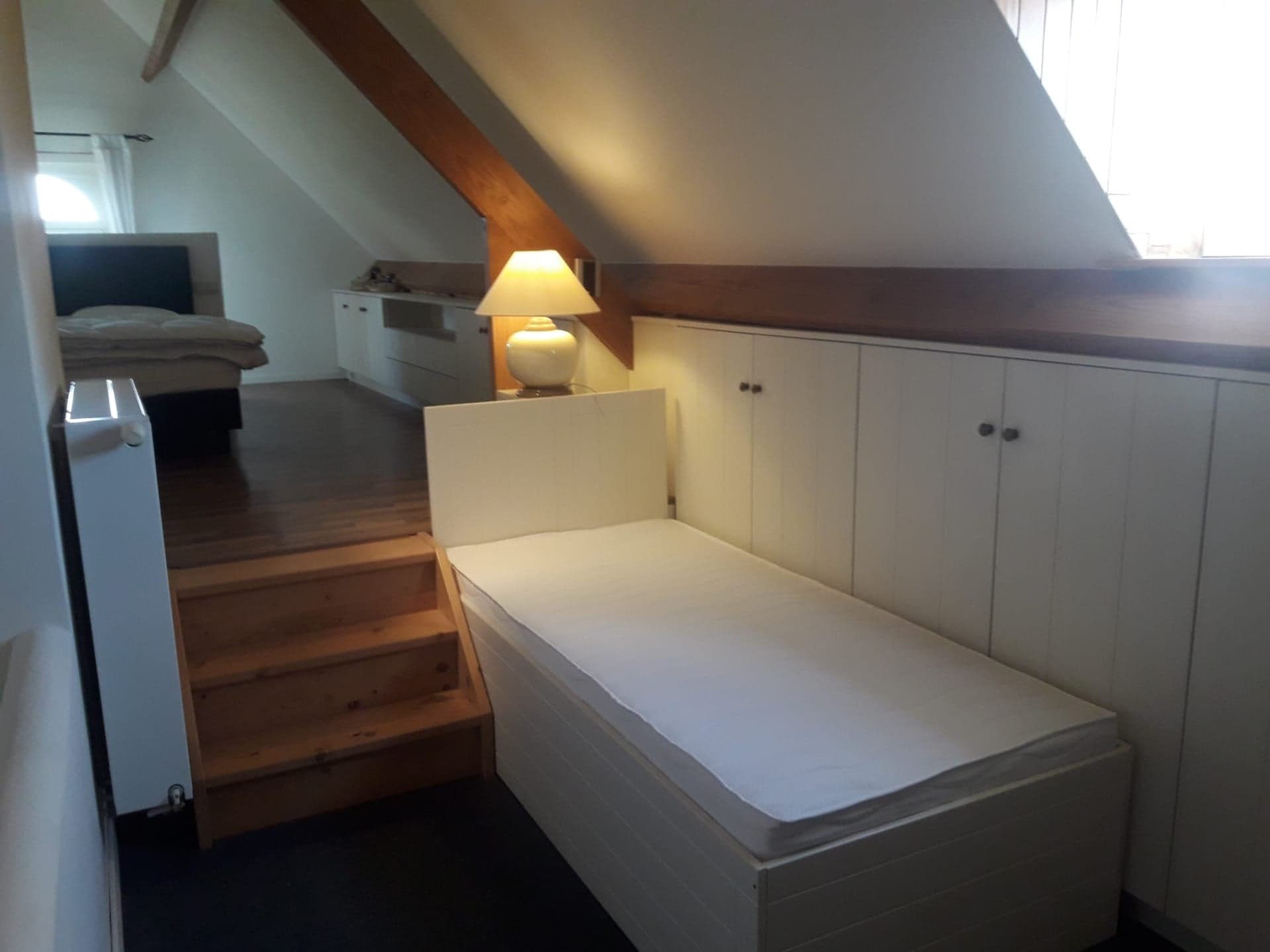 masterbedroom.jpg