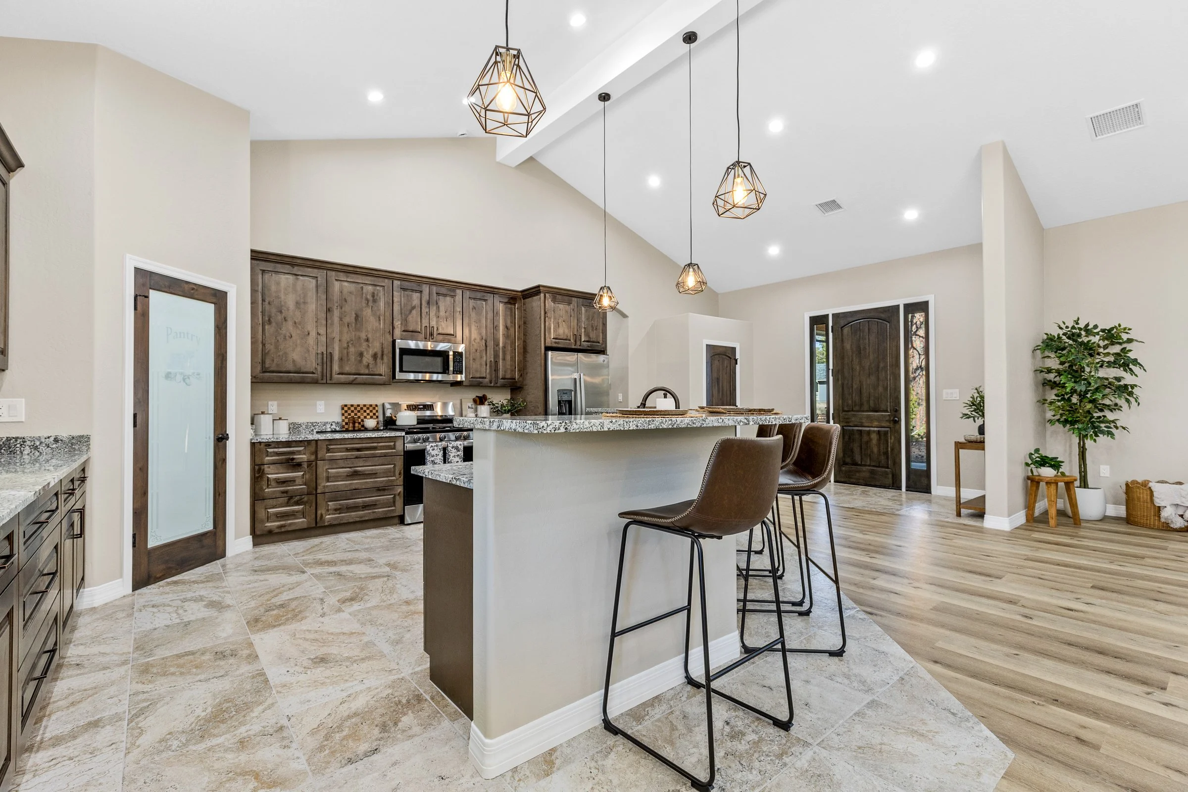 5940 Glenwood Trail-28.jpg