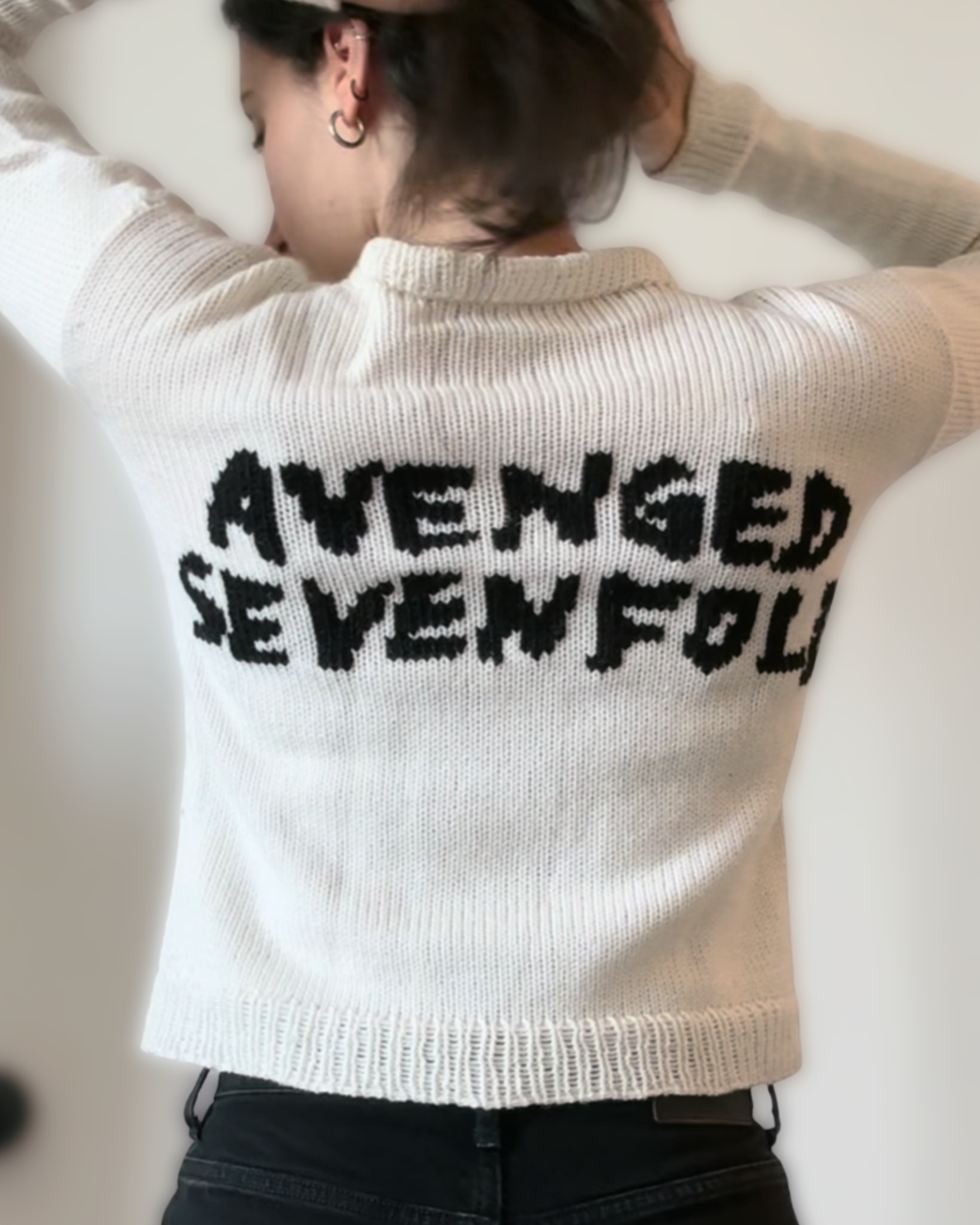 A7x Knit- modeled copy.png