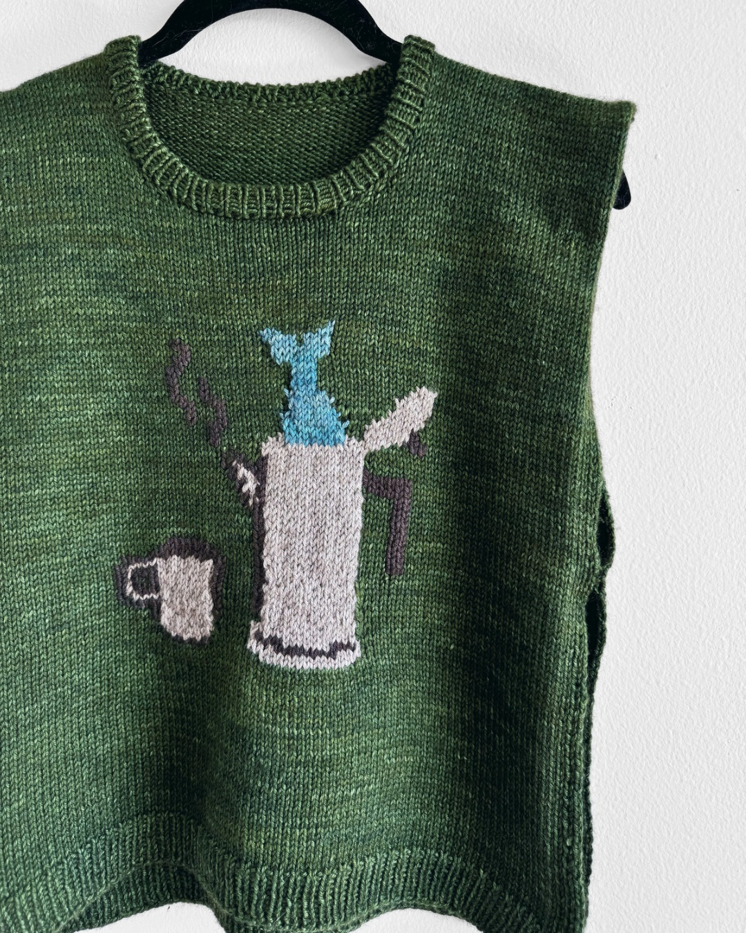 Percolating Slipover- hanger photos - 4.png