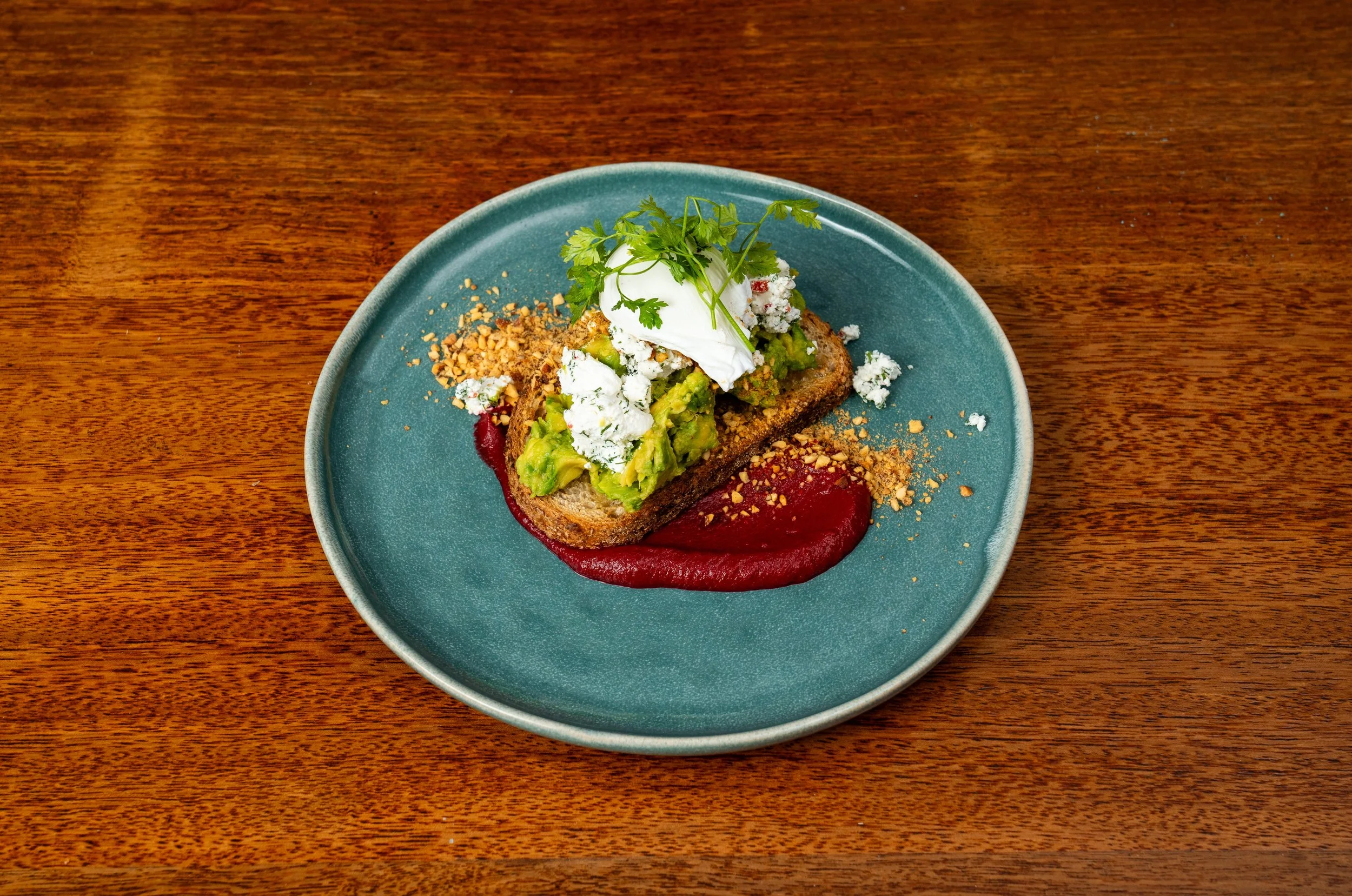 Castello Cafe Bar_SMASHED AVOCADO.JPG