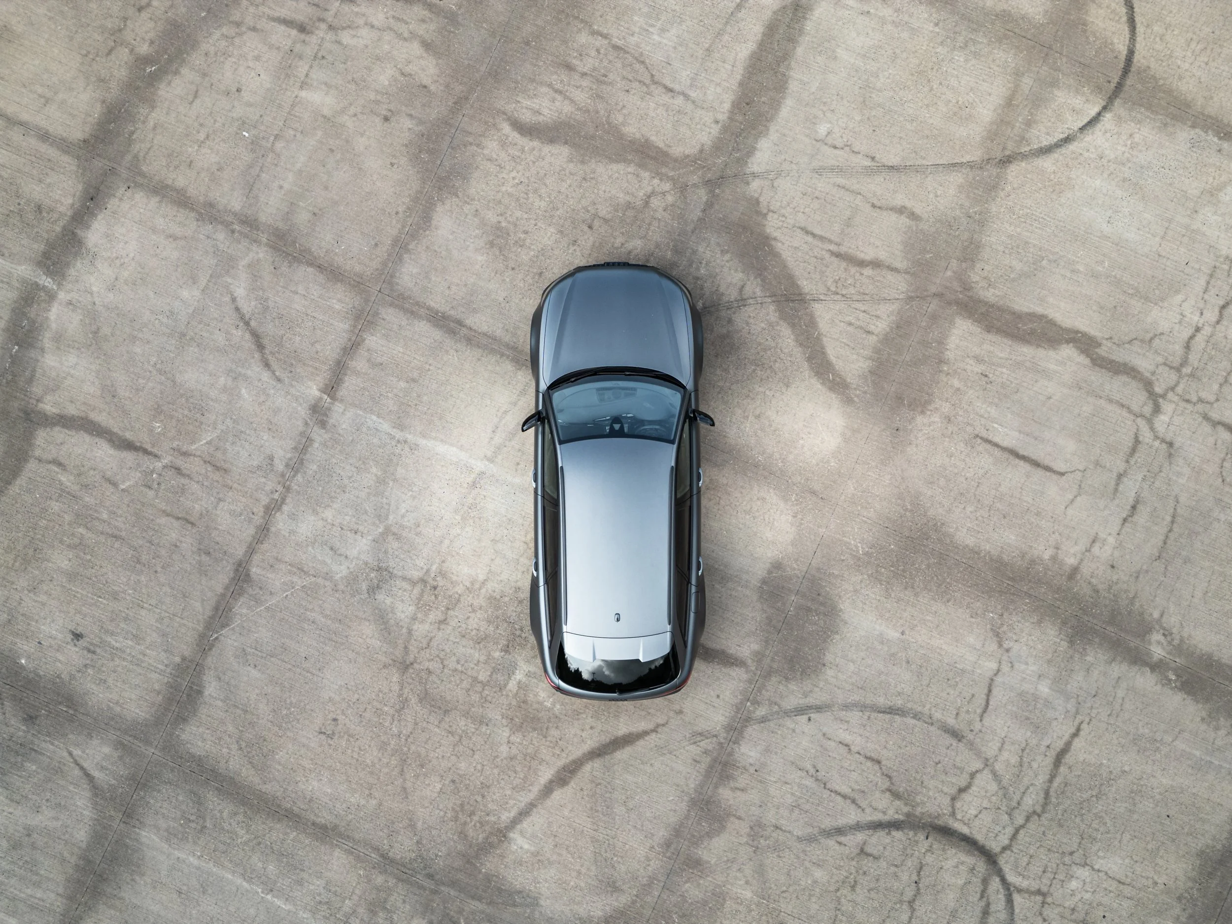 	
Top-down view of Audi RS6 Avant C7
