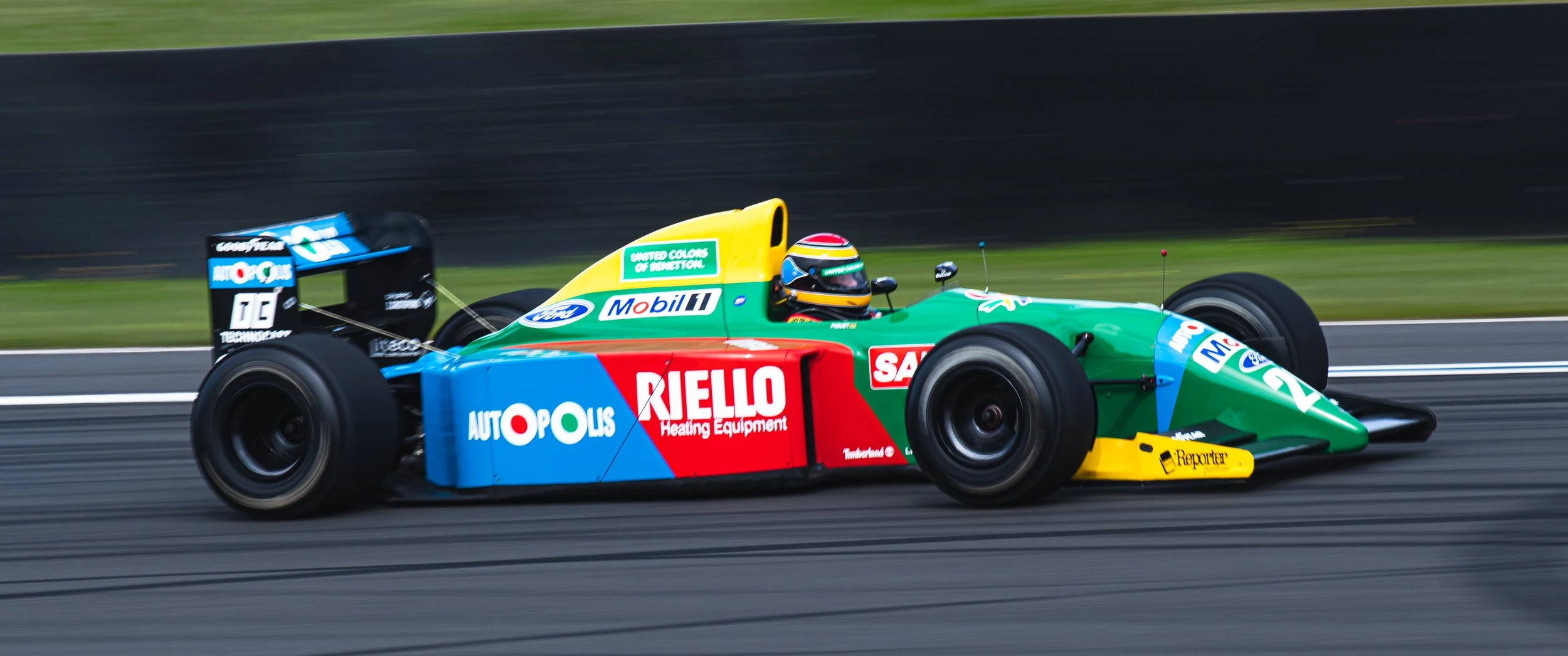 Old F1 car at knockhill