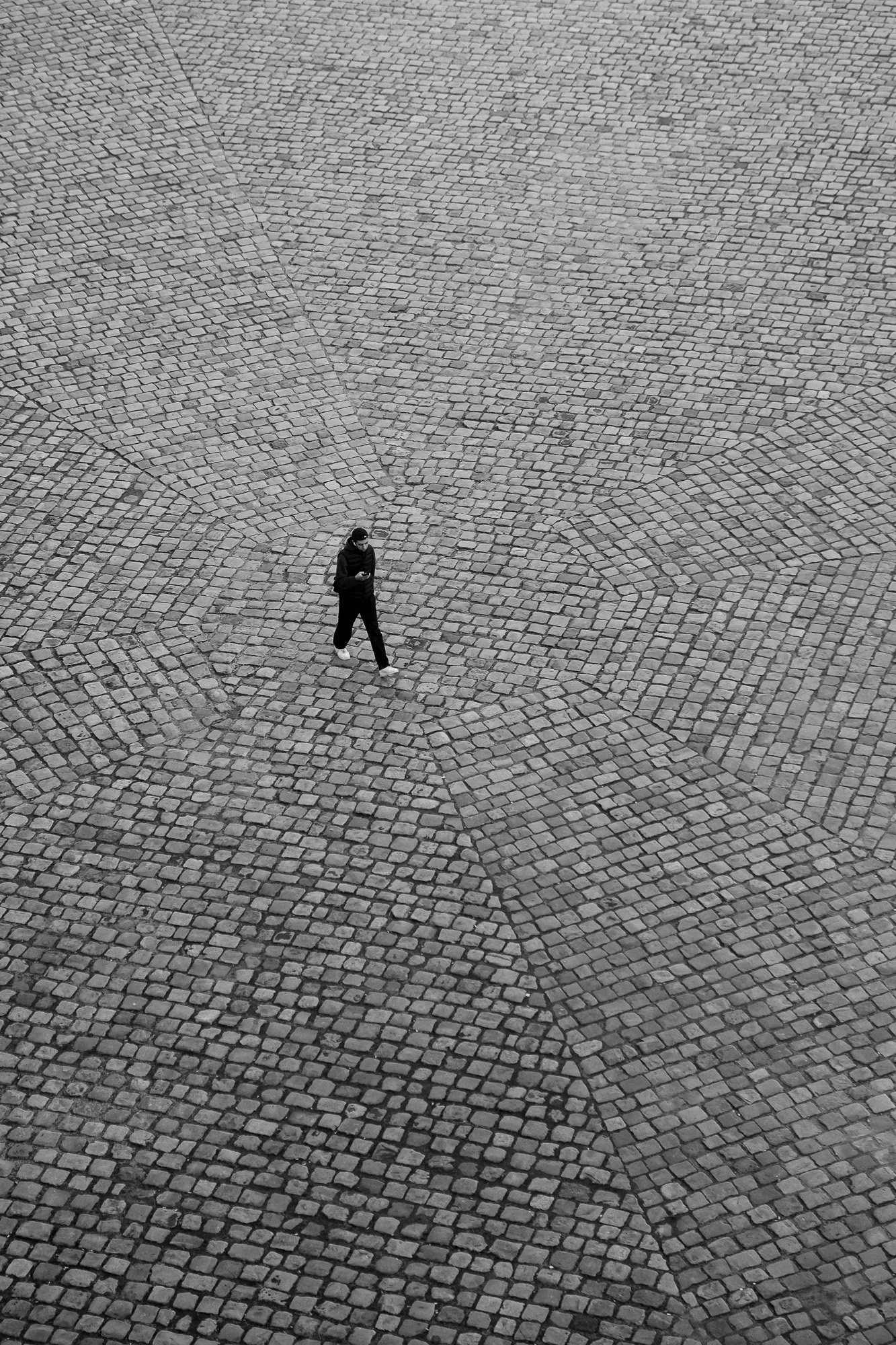 Pavés — Paris, 2022 — Photographie urbaine Dibsquare