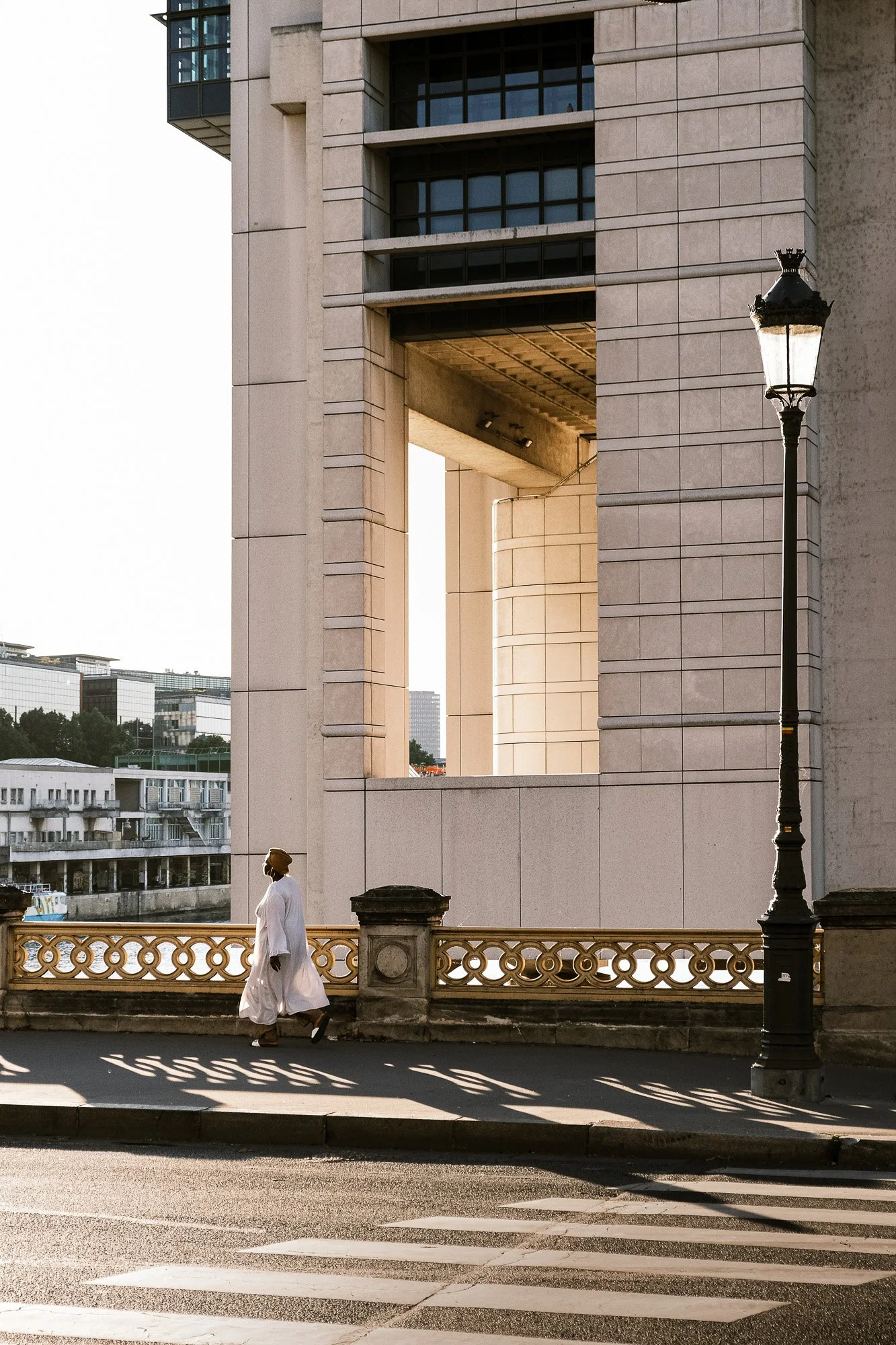 Drapé — Paris, 2022 — Photographie urbaine Dibsquare
