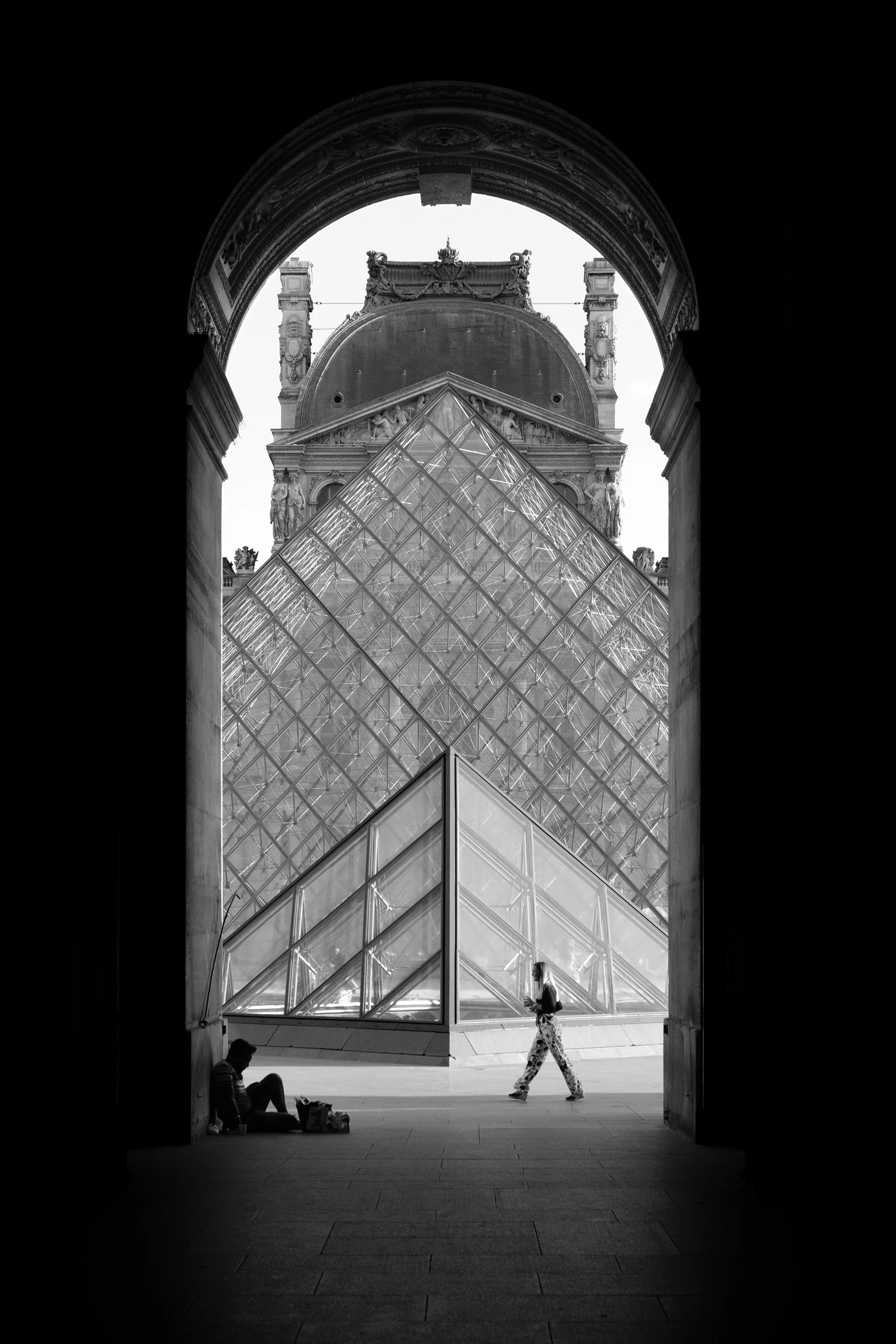 Arche — Paris, 2022 — Photographie urbaine Dibsquare