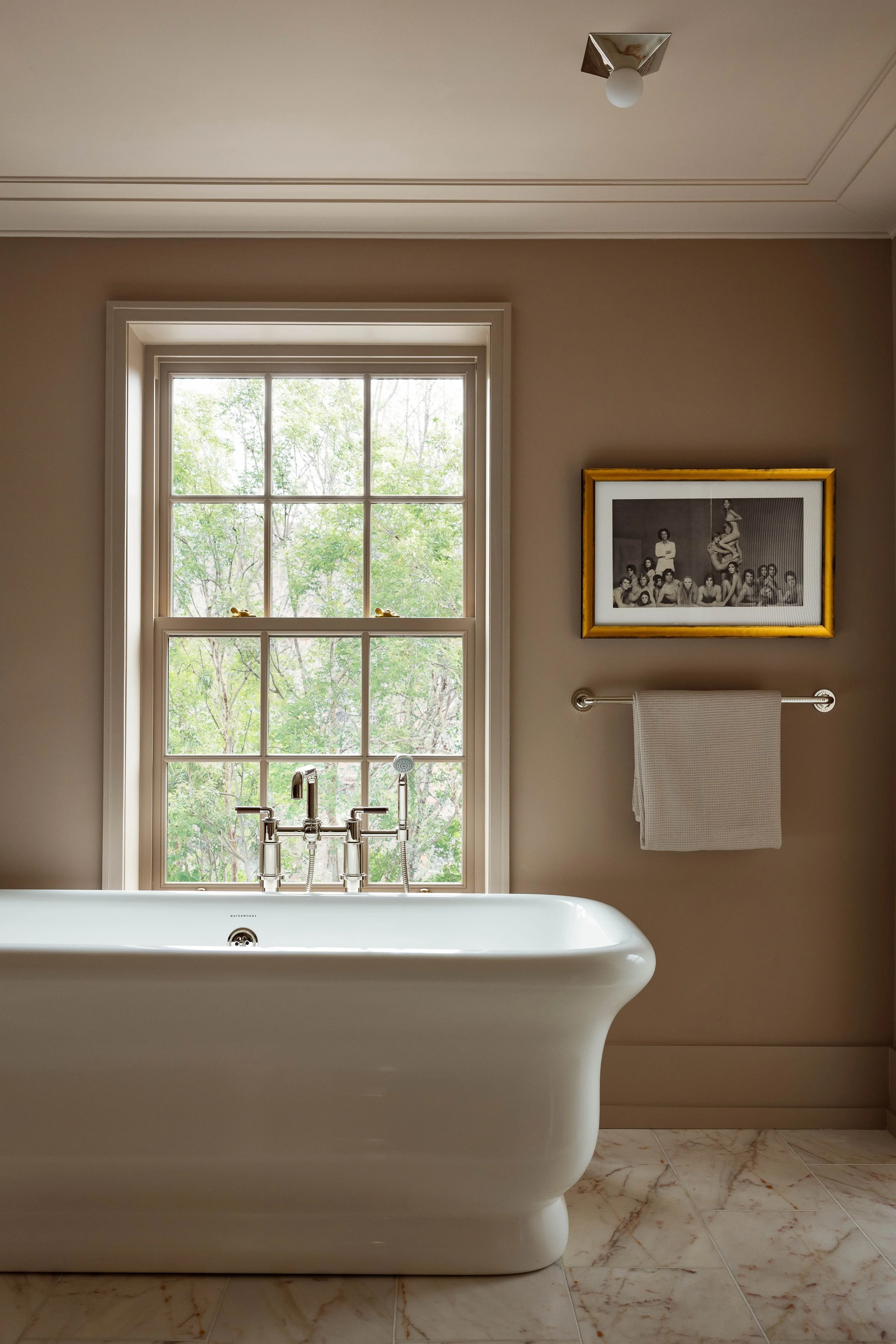 487HENRYST_647.jpg