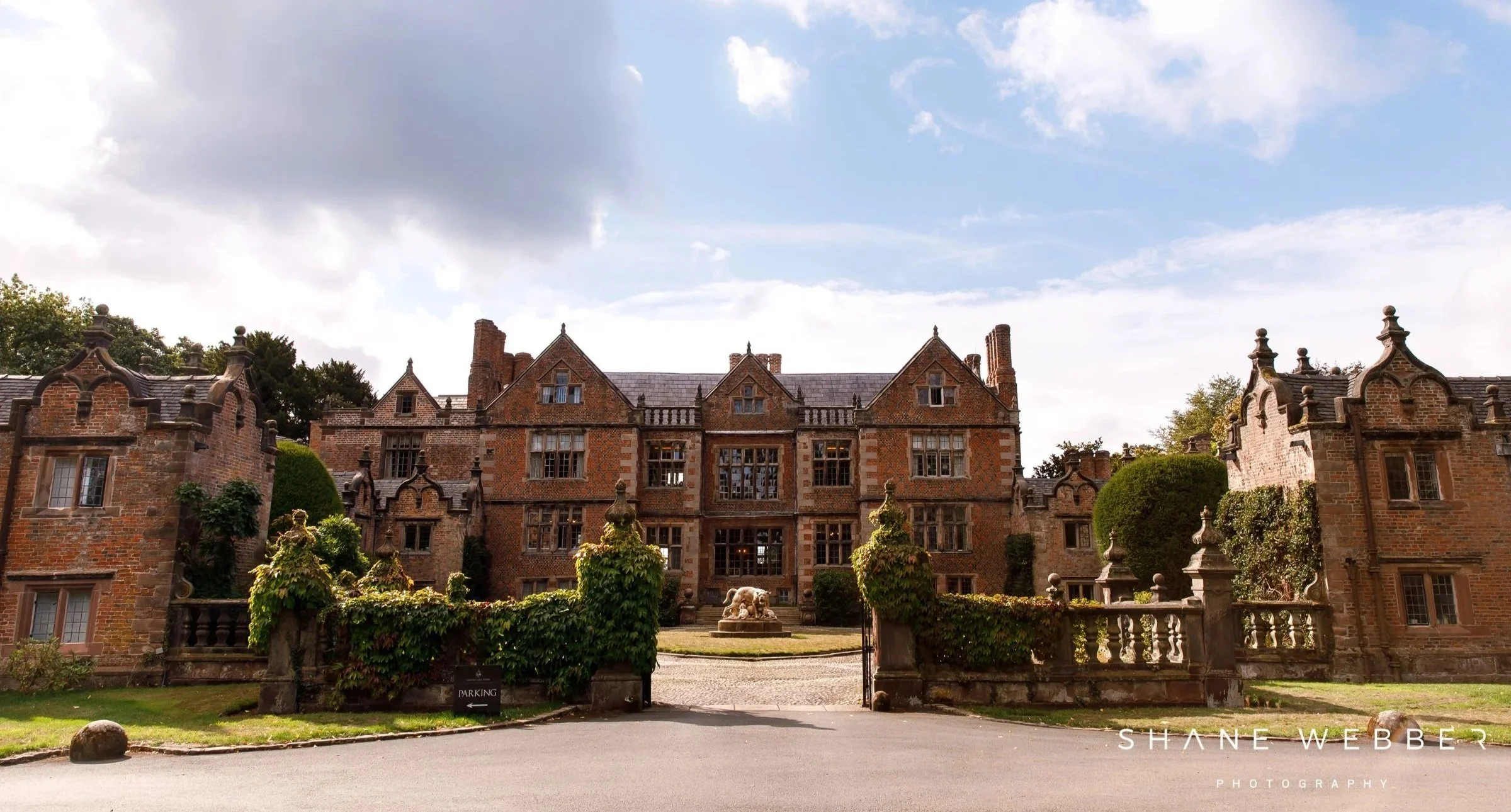 Five Luxurious Cheshire Venues,      Worth Discovering