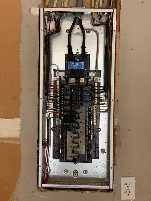 Electrical Panel Upgrade in Beaverton, OR &amp; the Portland Metro: Cost, Signs, and How to Save $300