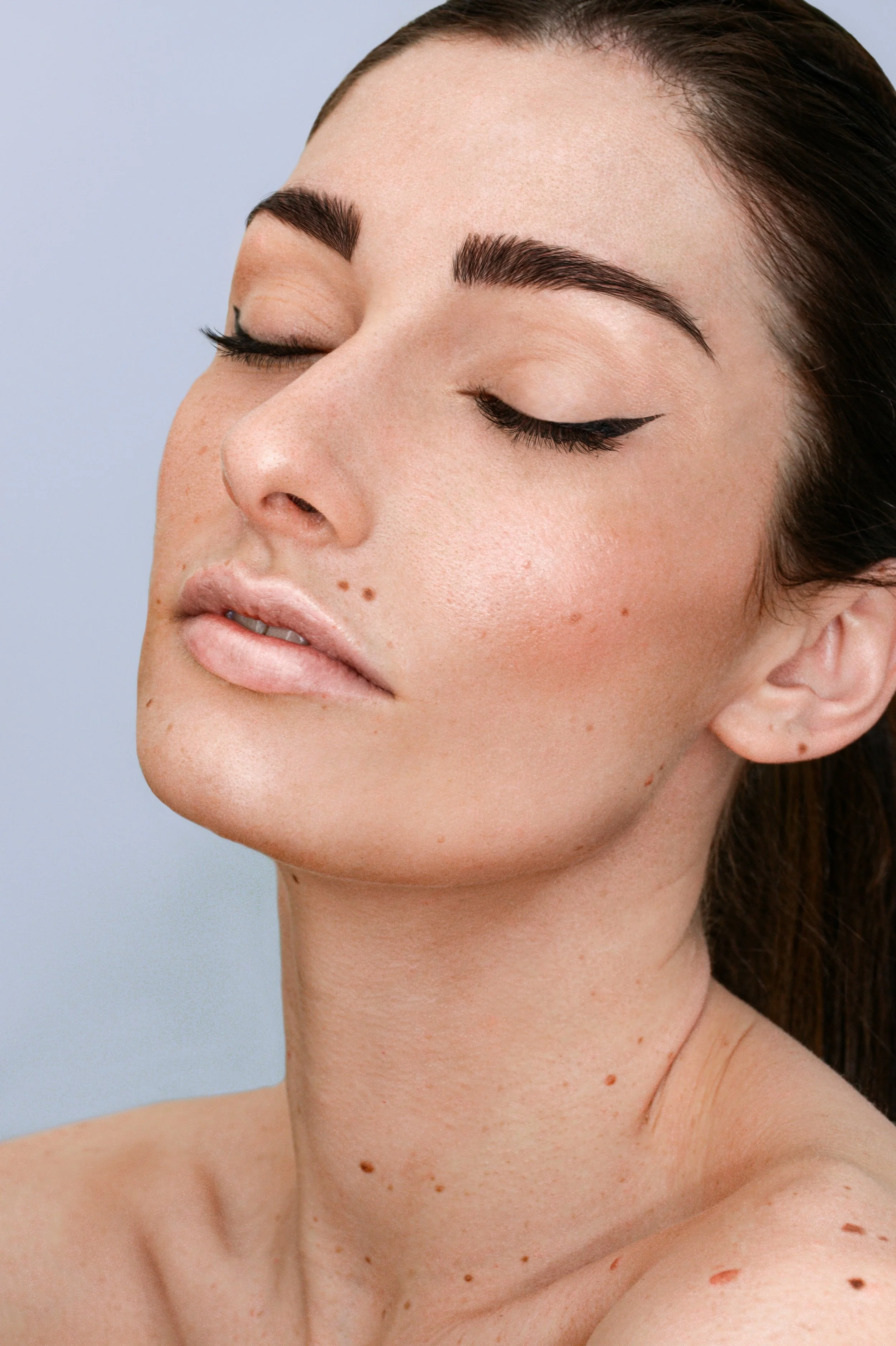 Brow styling