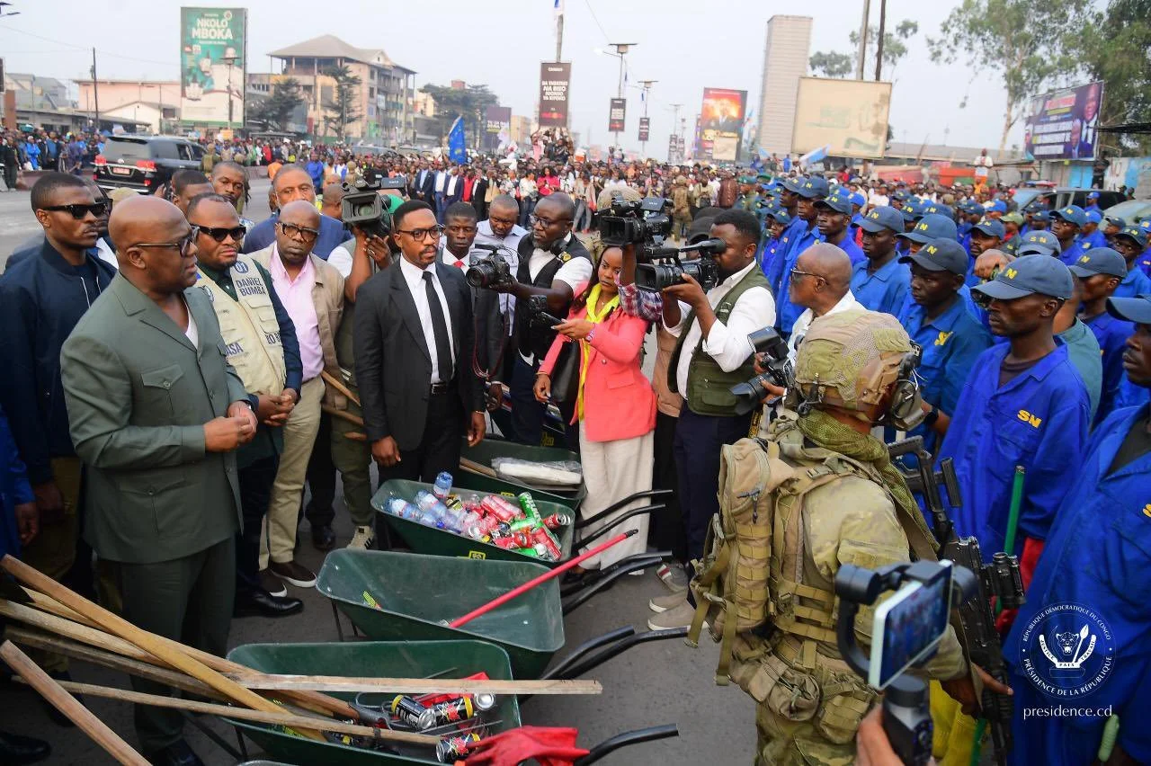 Tshisekedi en première ligne : Kinshasa sous le prisme de la “politique du résultat”