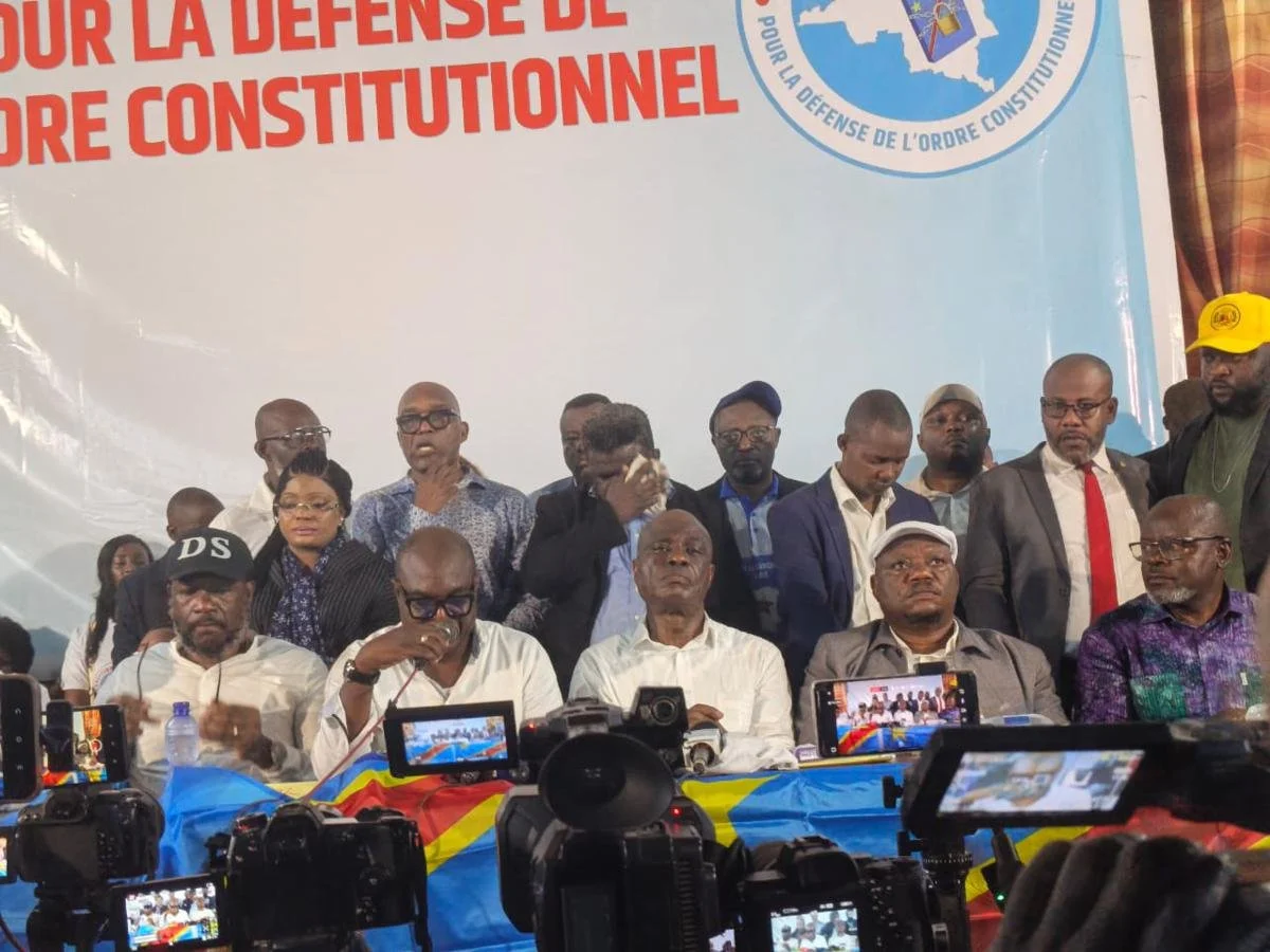 Crise au sein de la C64: un avenir incertain pour la coalition