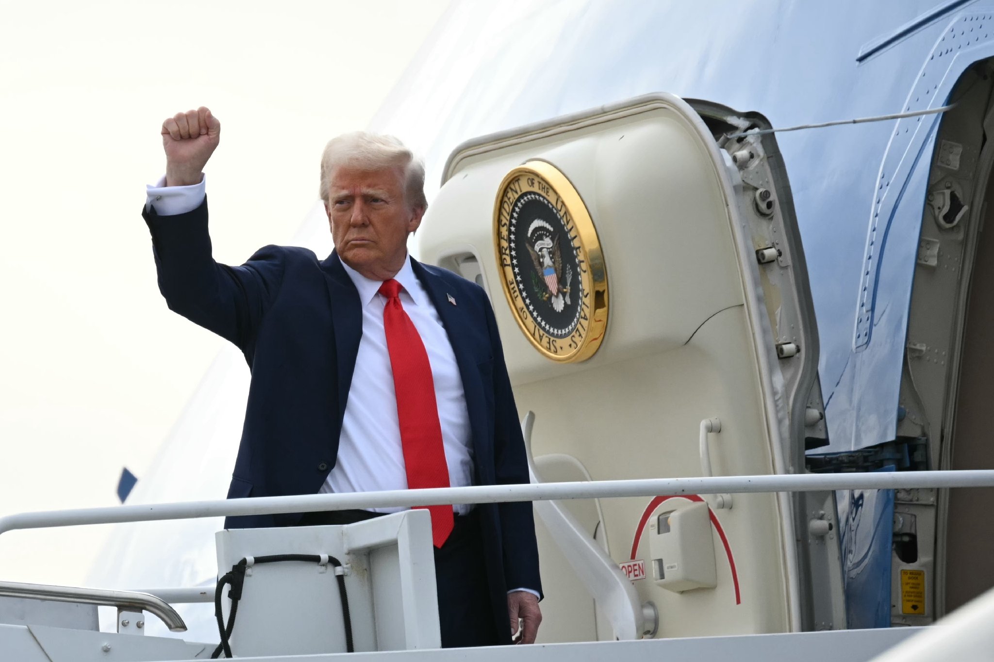 Trump quitte secrètement la Turquie : une opération digne d’un film d’espionnage
